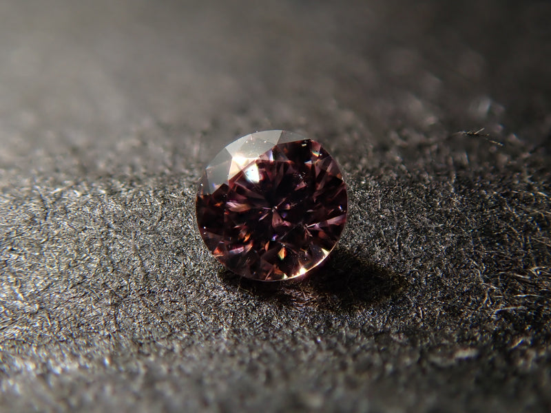 ピンクダイヤモンド 2.1mm/0.037ctルース(FANCY PURPLISH PINK, SI-2 