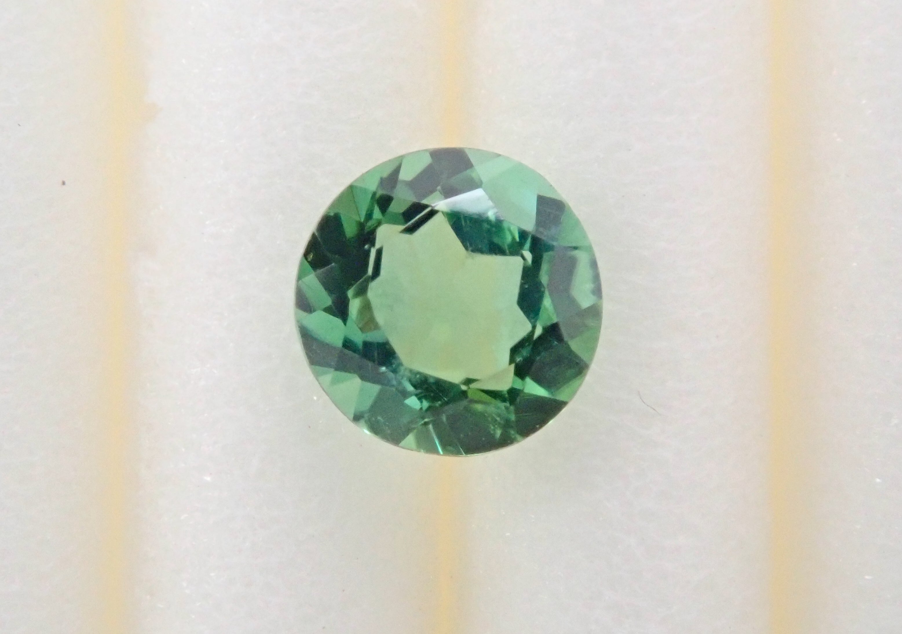 [On sale from 10/22 at 10pm] Brazilian Paraiba Tourmaline 0.167ct loose stone (CuO: 1.1%, MnO: 3.6%)