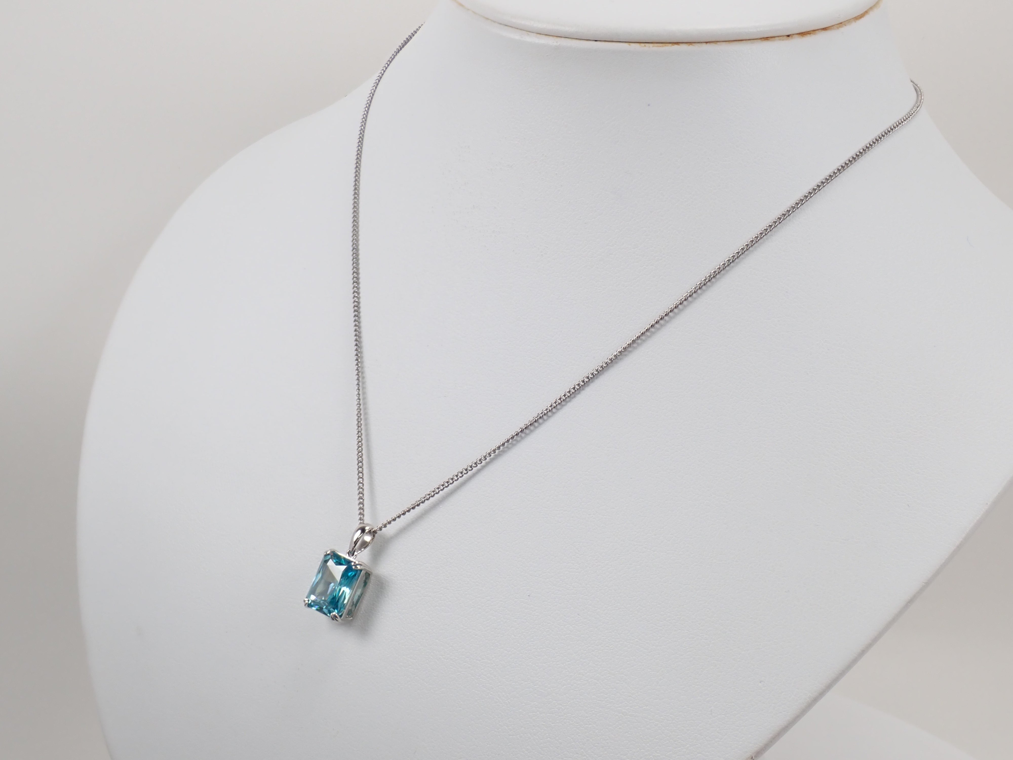 【22602713掲載】【カラフリ】Pt950 ブルージルコン（ラタナキリブルー） 5ct ペンダントトップ（ネックレストップ）鑑別書
