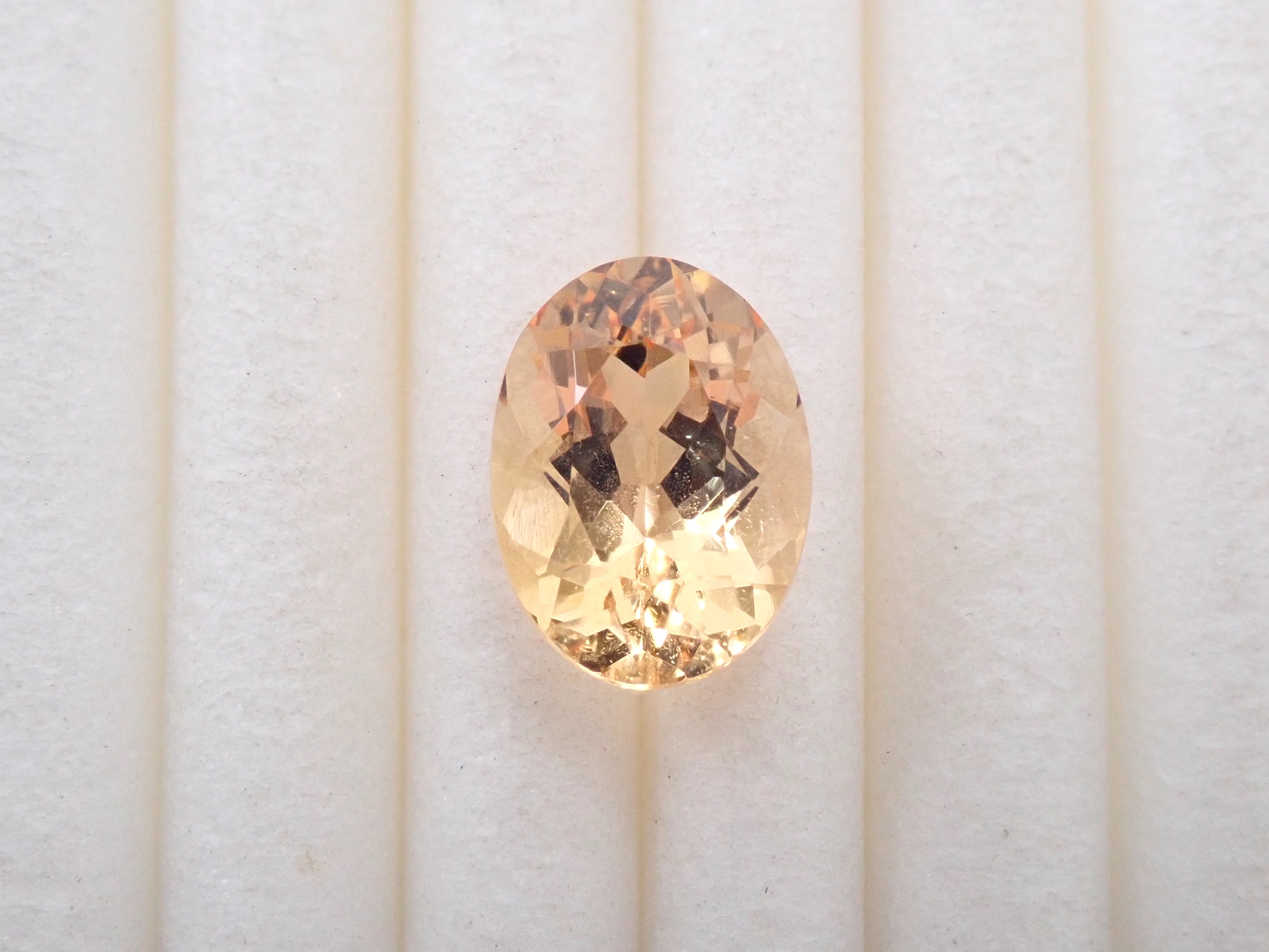 【Sales start: August 27, 10 PM JST】Brazilian Imperial Topaz 1.324ct Loose Stone with Identification Report