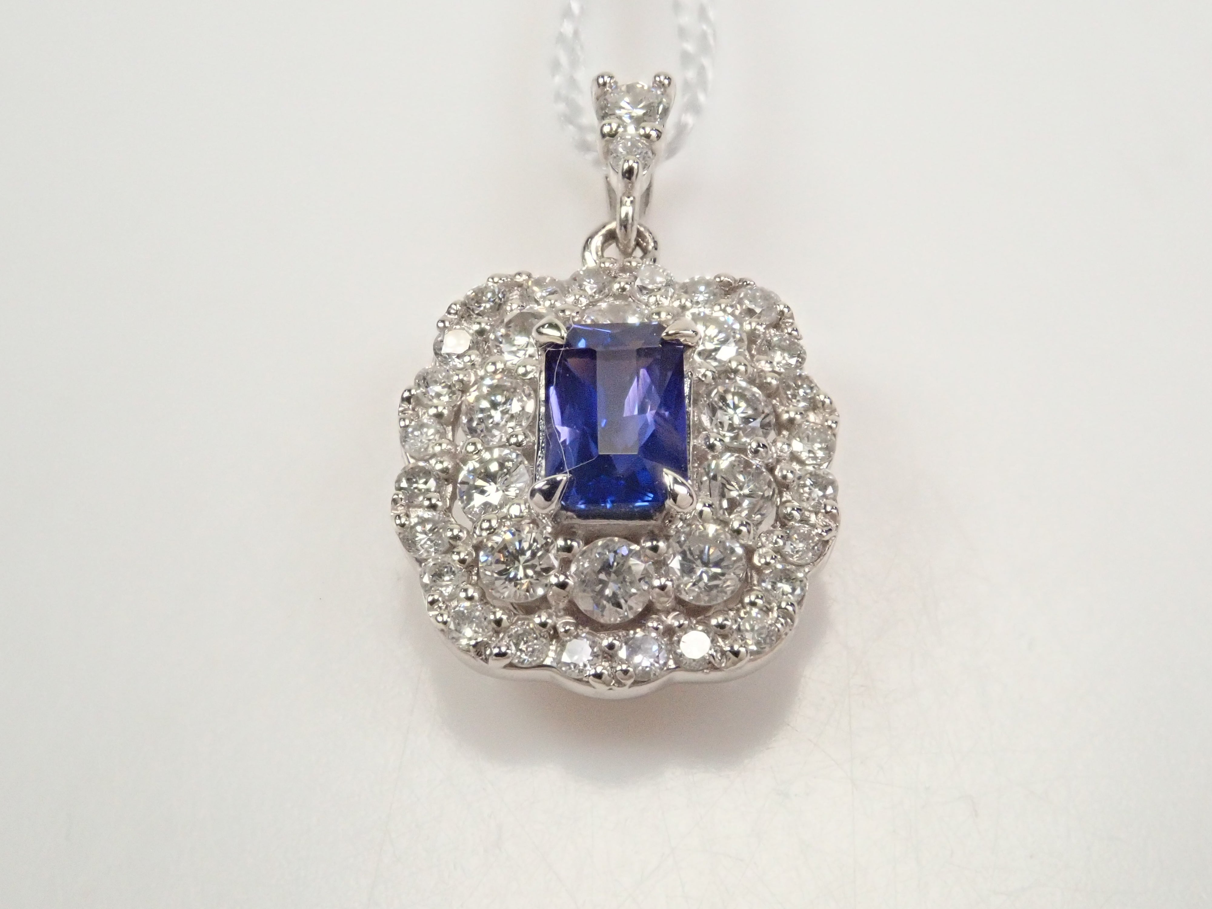 【22602496掲載】Pt950 パープルサファイア 0.247ct ペンダントトップ（ネックレストップ）