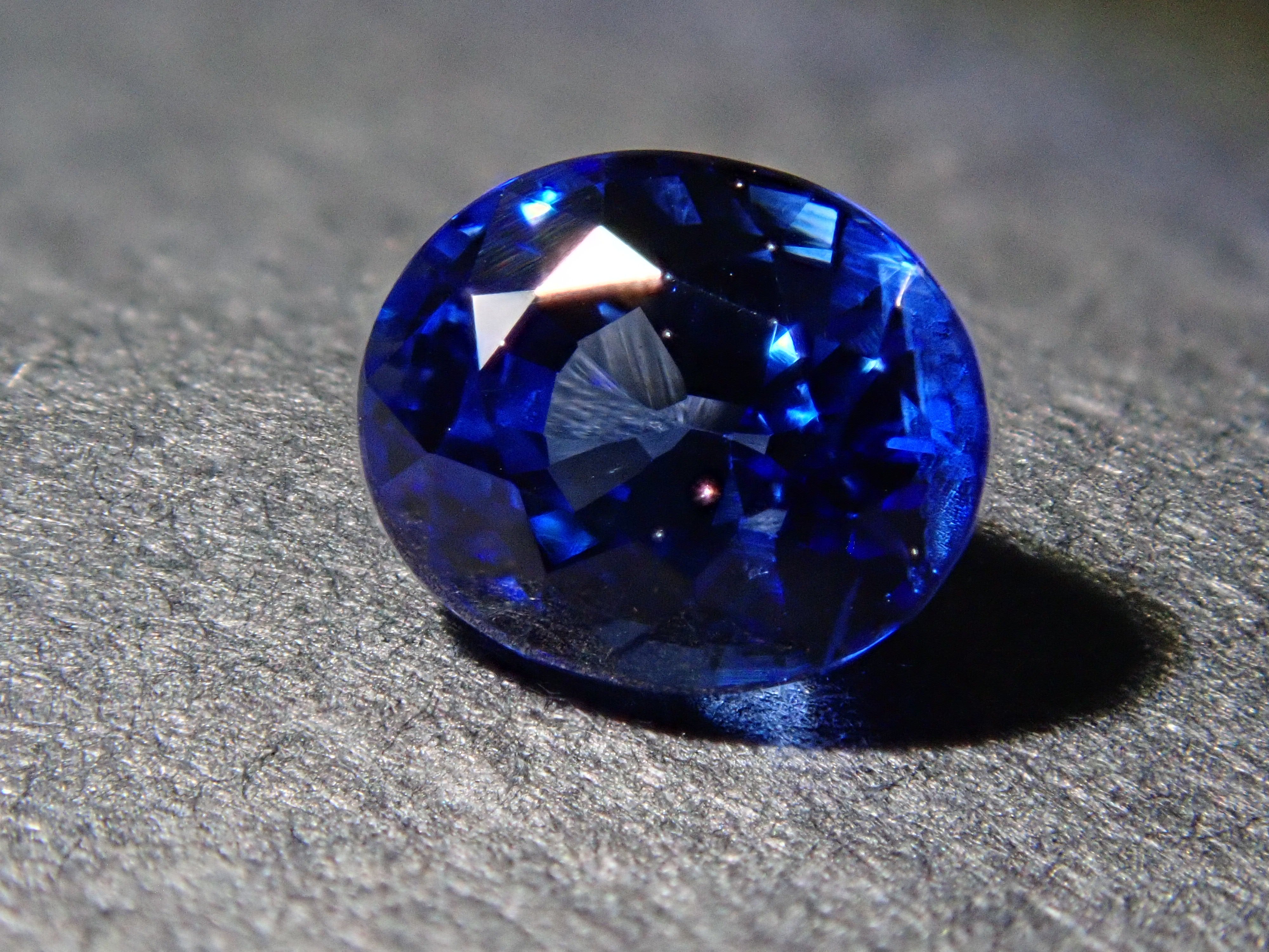 コーンフラワーブルーサファイア 0.680ctルース