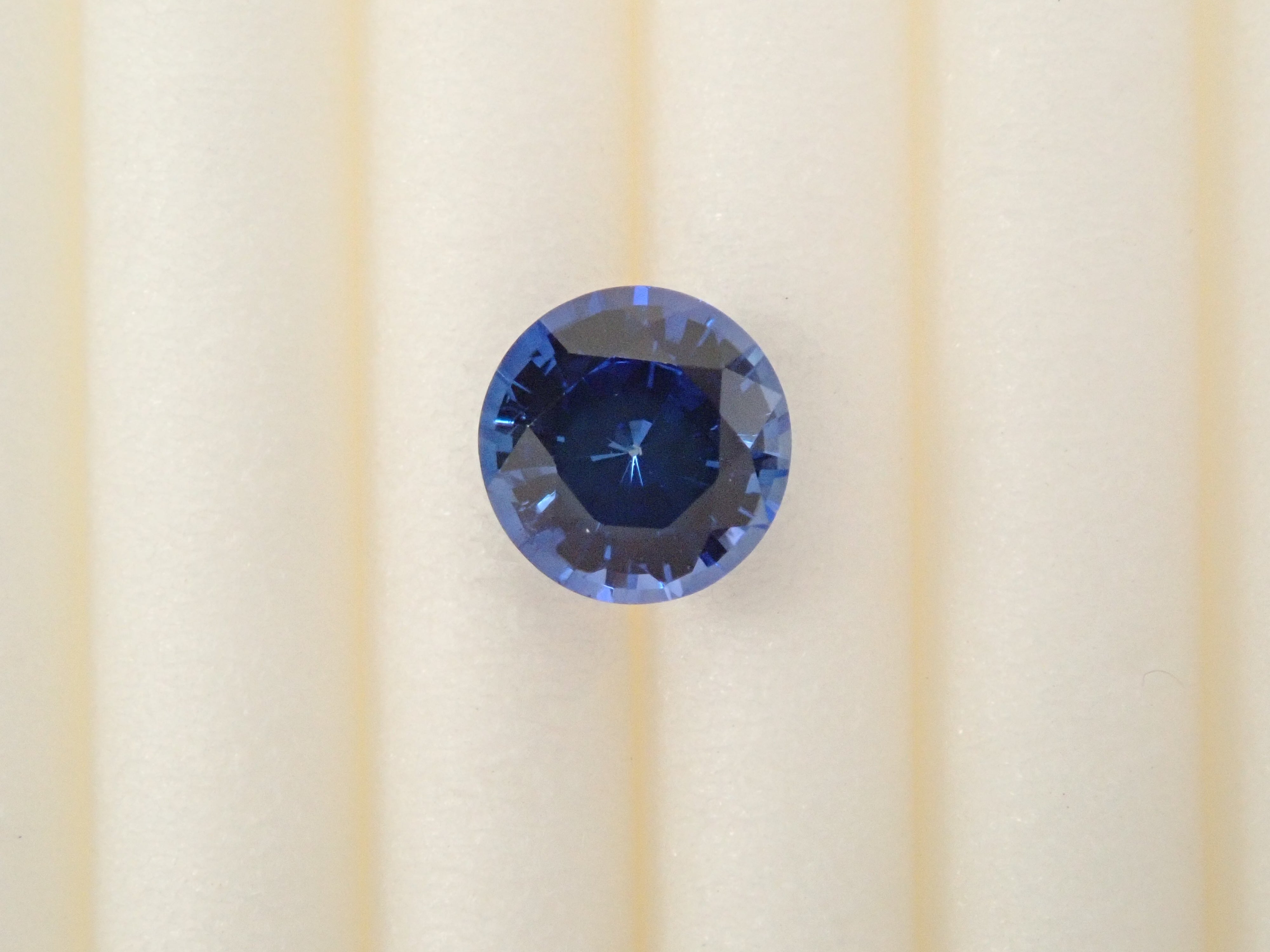 コーンフラワーブルーサファイア 4.5mm/0.430ctルース AIGS