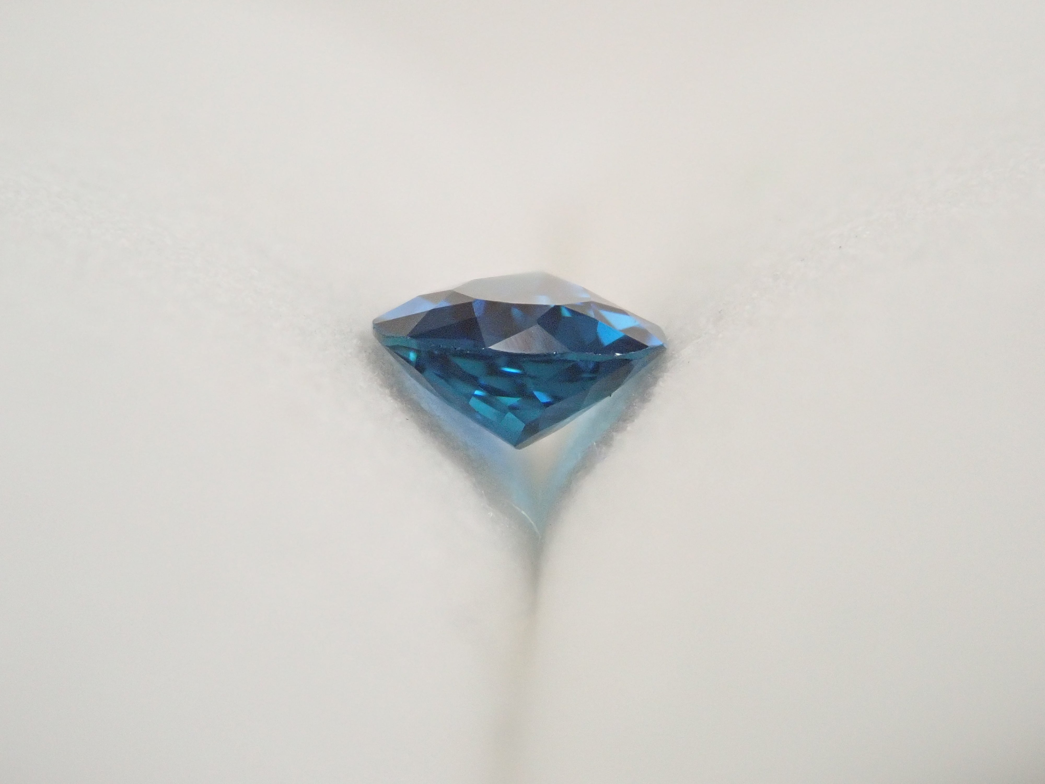 【12558097掲載】ブラジル産インディゴライトトルマリン 0.421ctルース