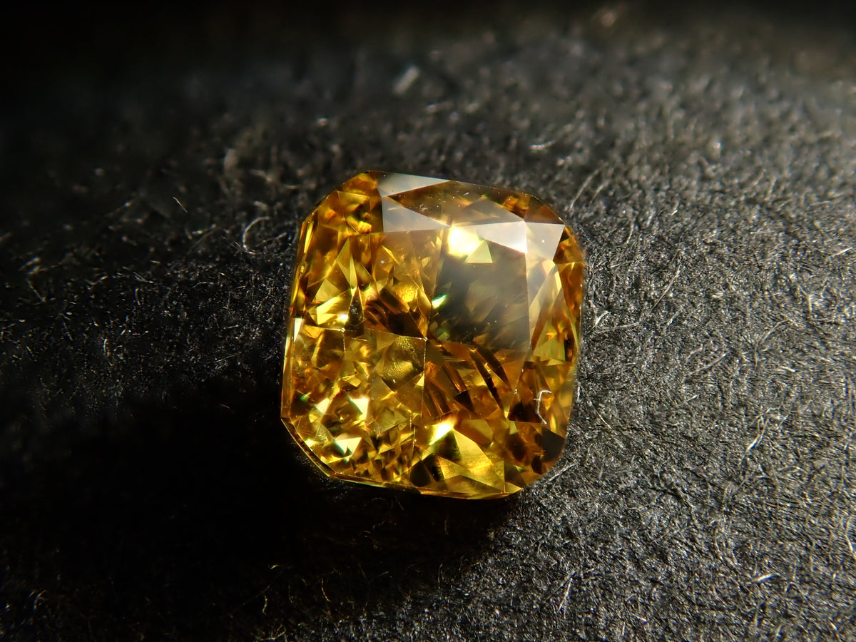 【9/12 22時販売】イエローダイヤモンド 0.212ctルース(FANCY DEEP ORANGY YELLOW, VS1)