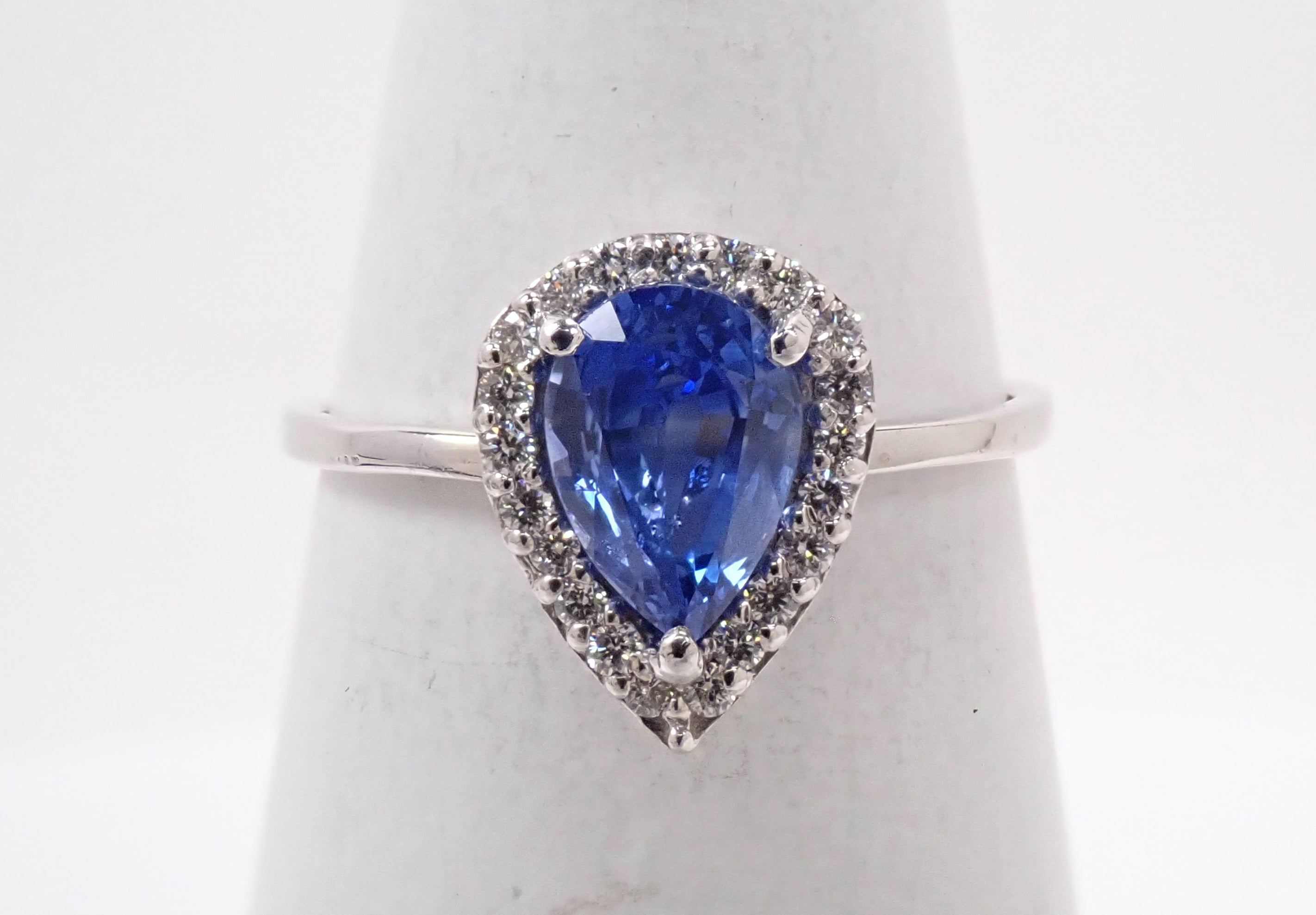 【9/4(金)AM10時〆：抽選販売_11】K18WG スリランカ産ブルーサファイア 1.22ct ダイヤモンド0.14ctリング鑑別書