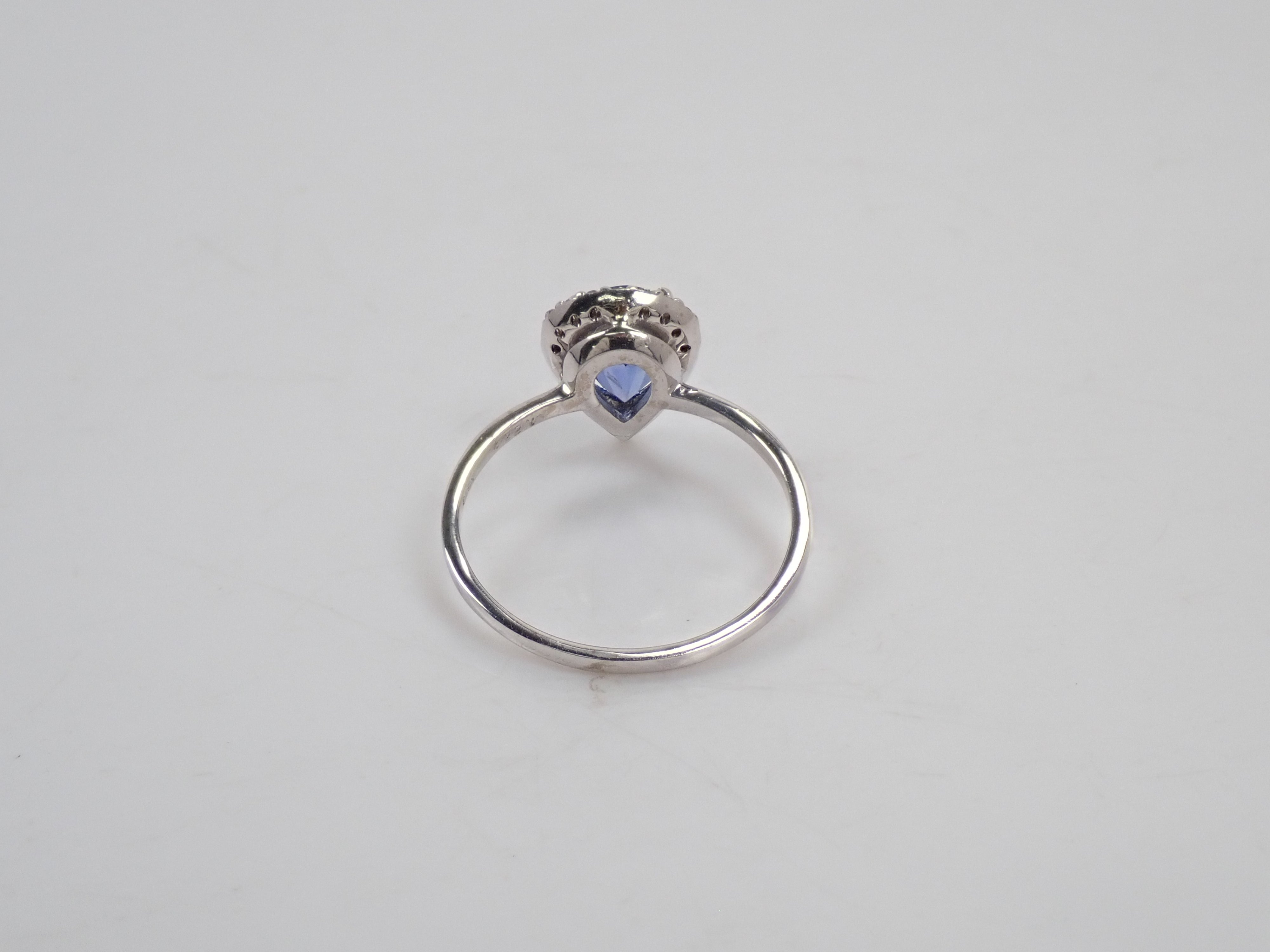 【9/4(金)AM10時〆：抽選販売_11】K18WG スリランカ産ブルーサファイア 1.22ct ダイヤモンド0.14ctリング鑑別書