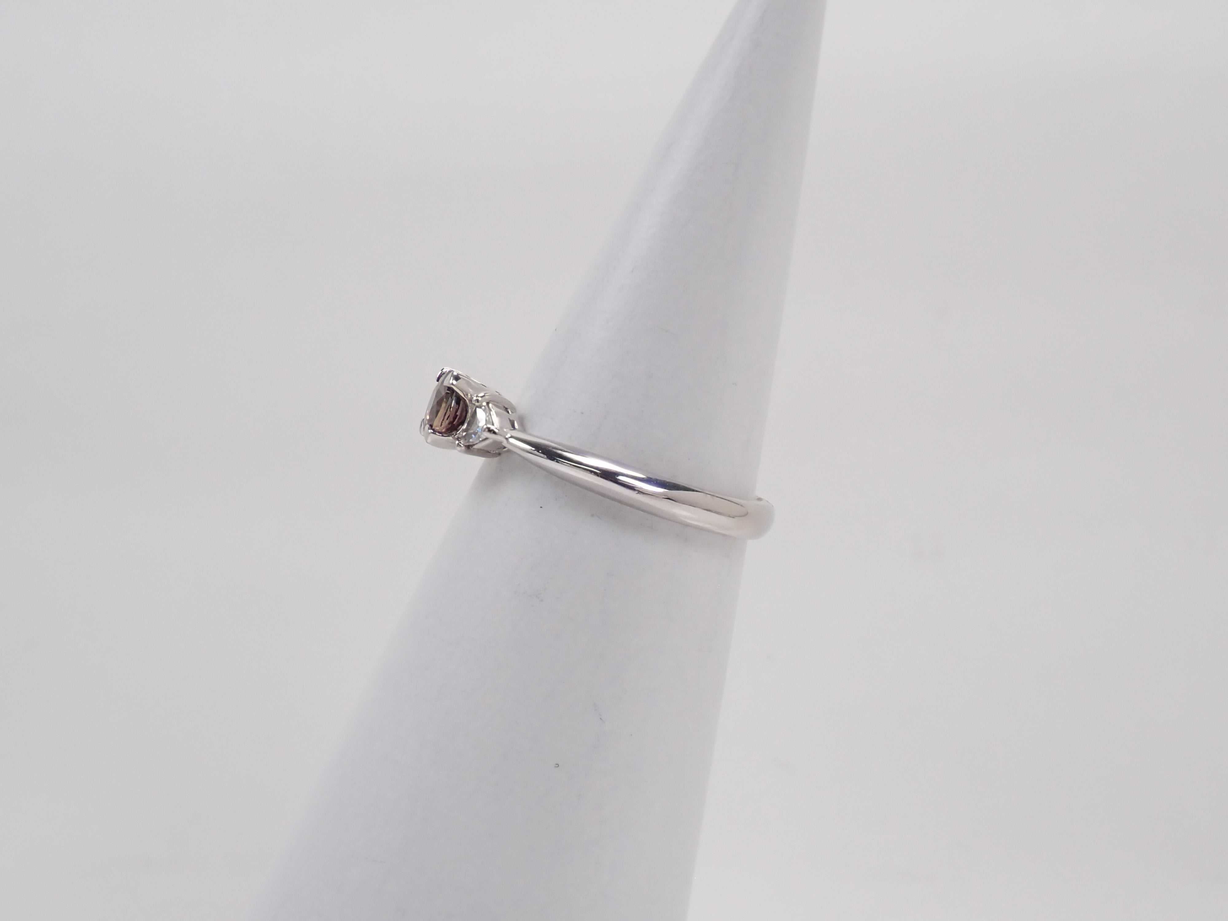【8/31 22時販売】【カラフリ】Pt900 カラーチェンジサファイア0.446ct ダイヤモンド0.12ctリング鑑別書