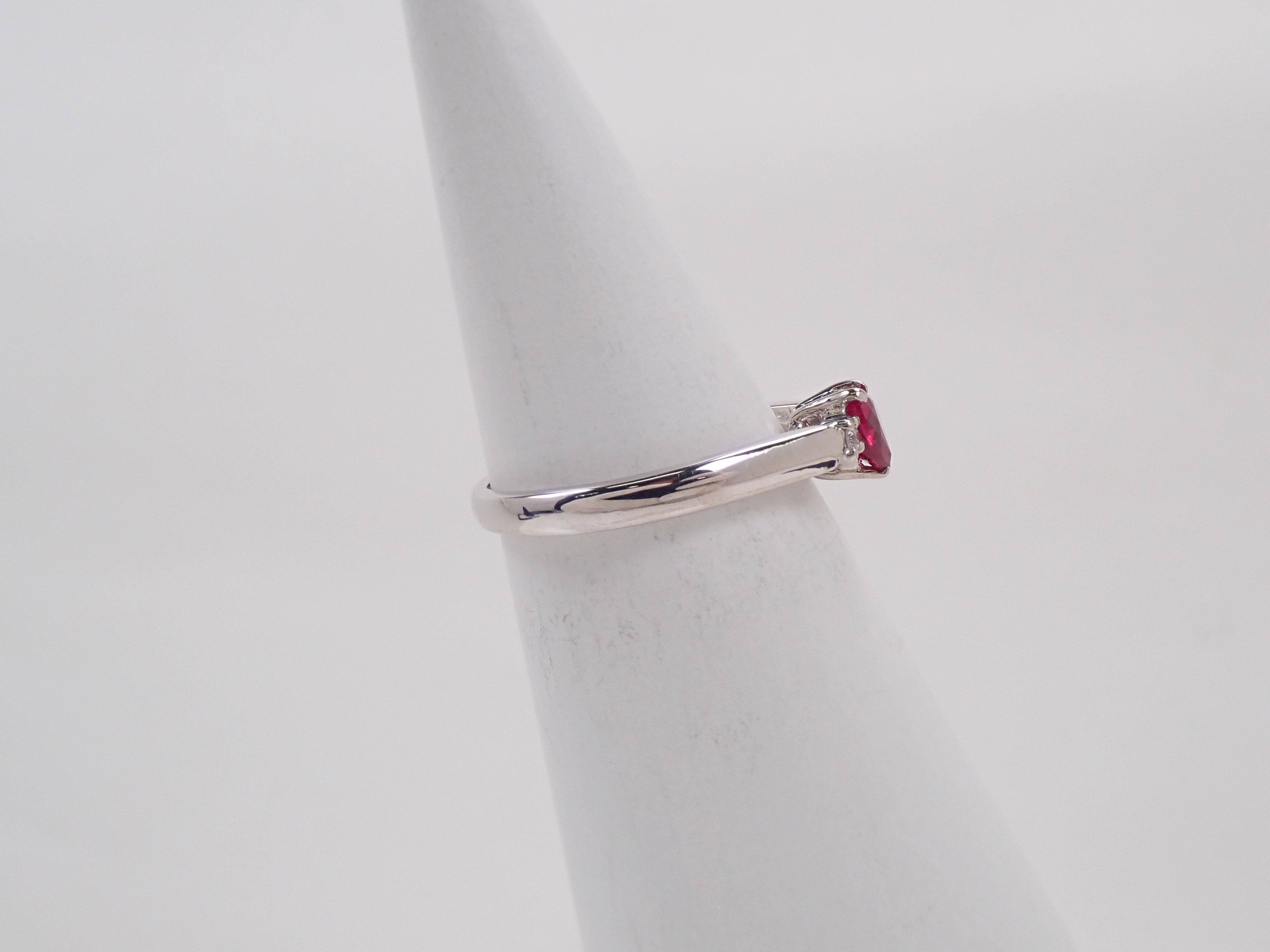 K18WG ルビー0.34ct・ ダイヤモンド0.02ctリング鑑別書