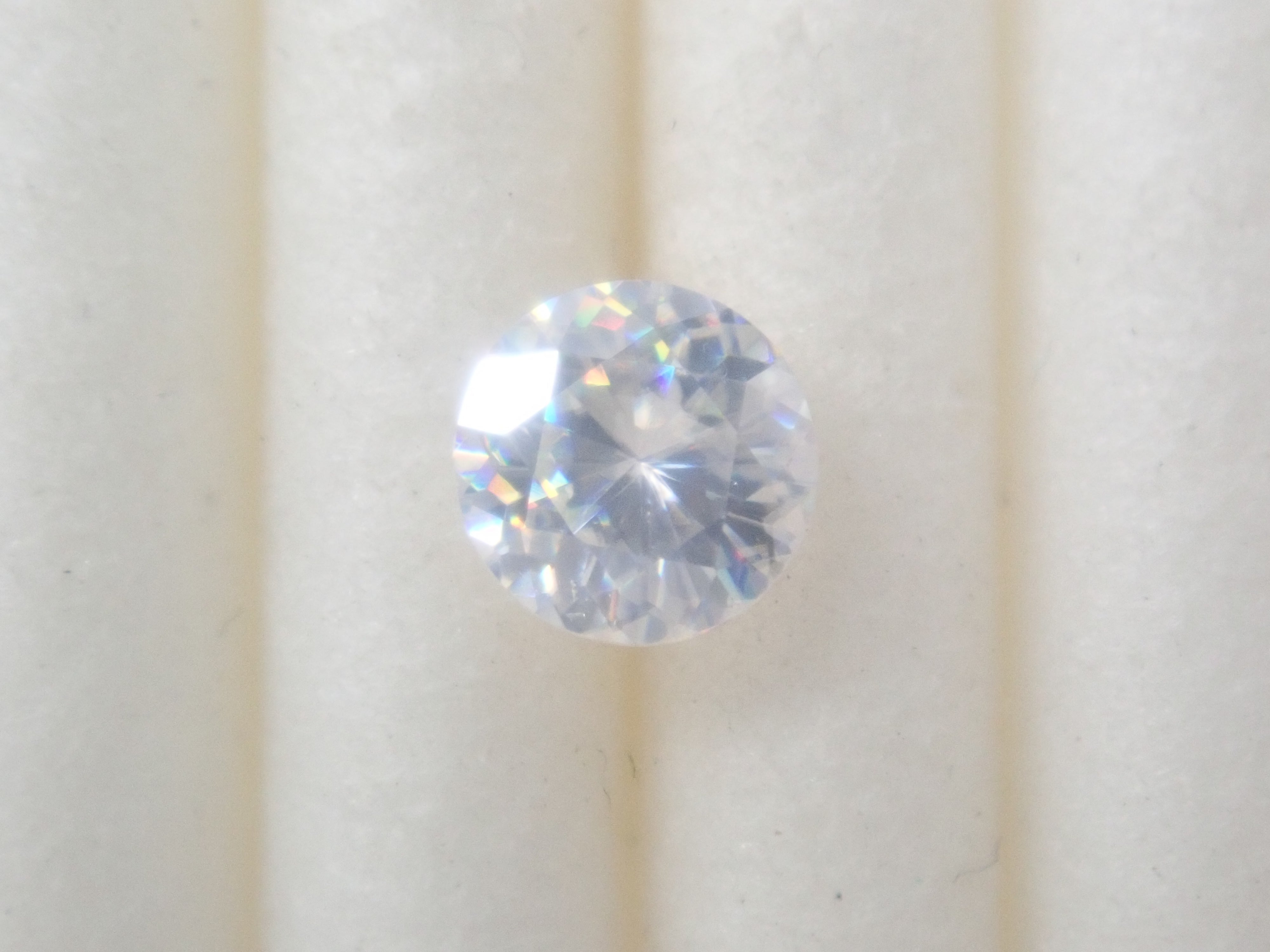 【9/3 22時販売】合成ルチル 3.8mm/0.278ctルース