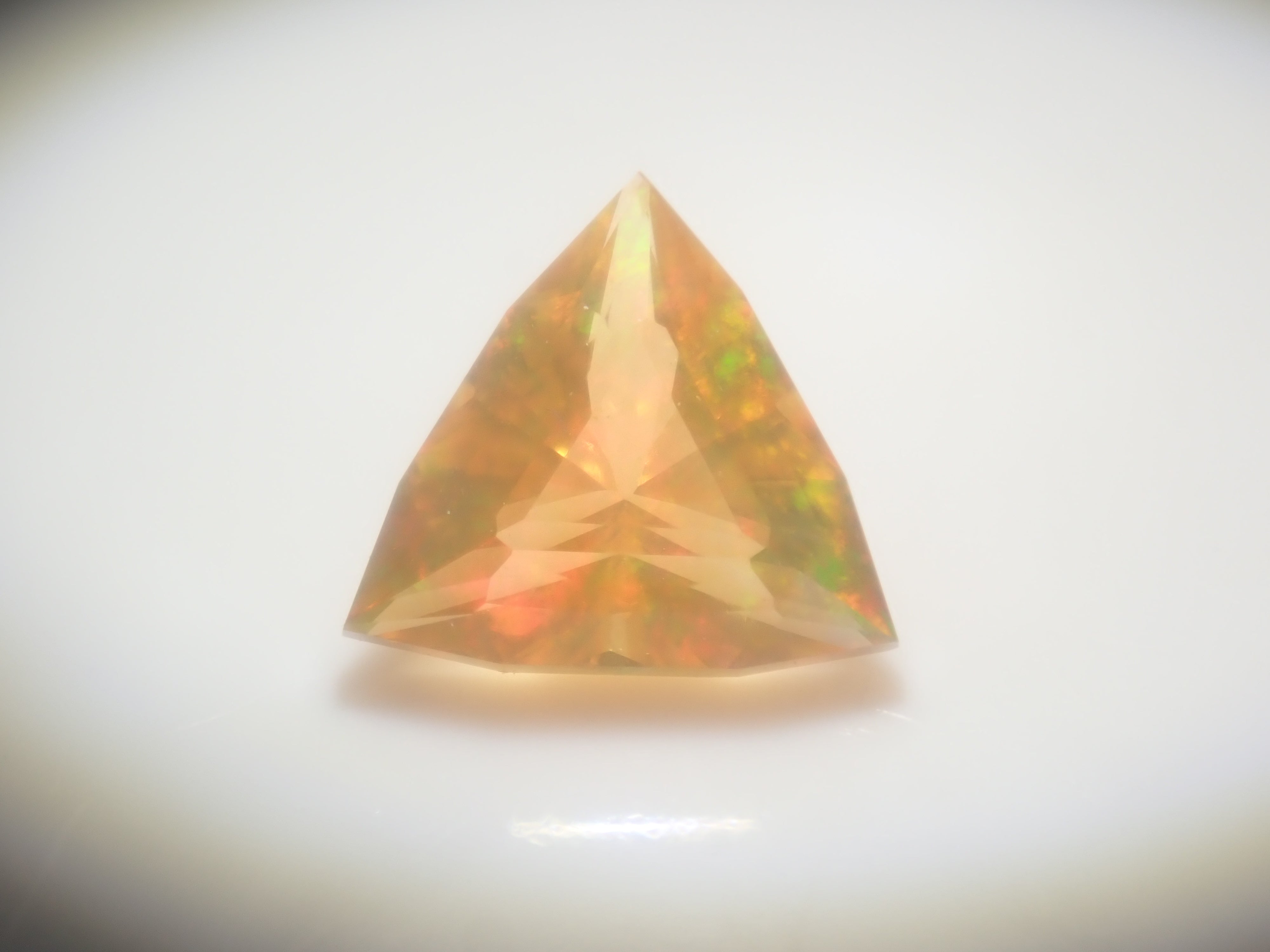 【8/30 22時販売】メキシコ産ファイアオパール 0.352ctルース