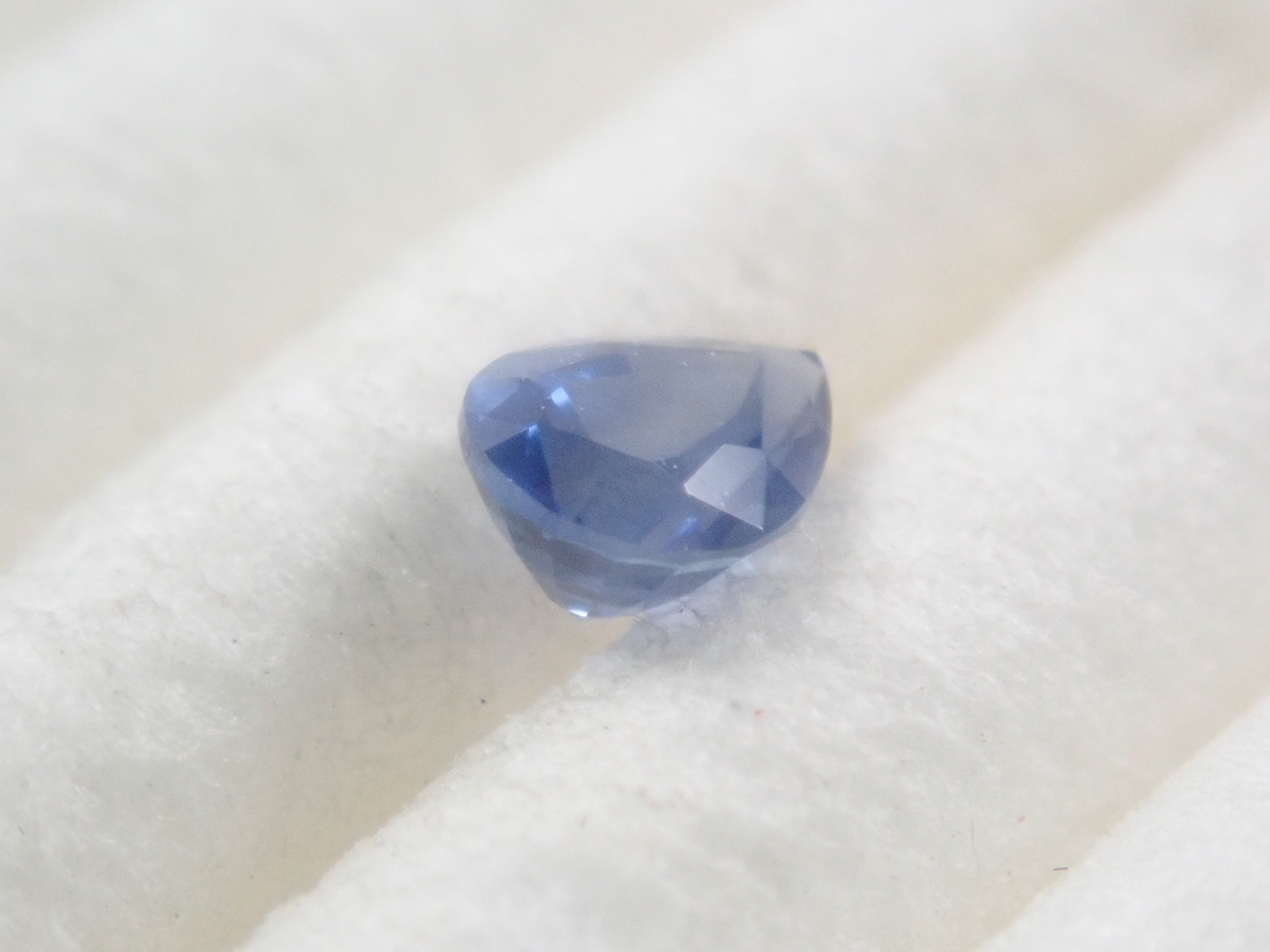【8/30 22時販売】ブルーサファイア 0.176ctルース