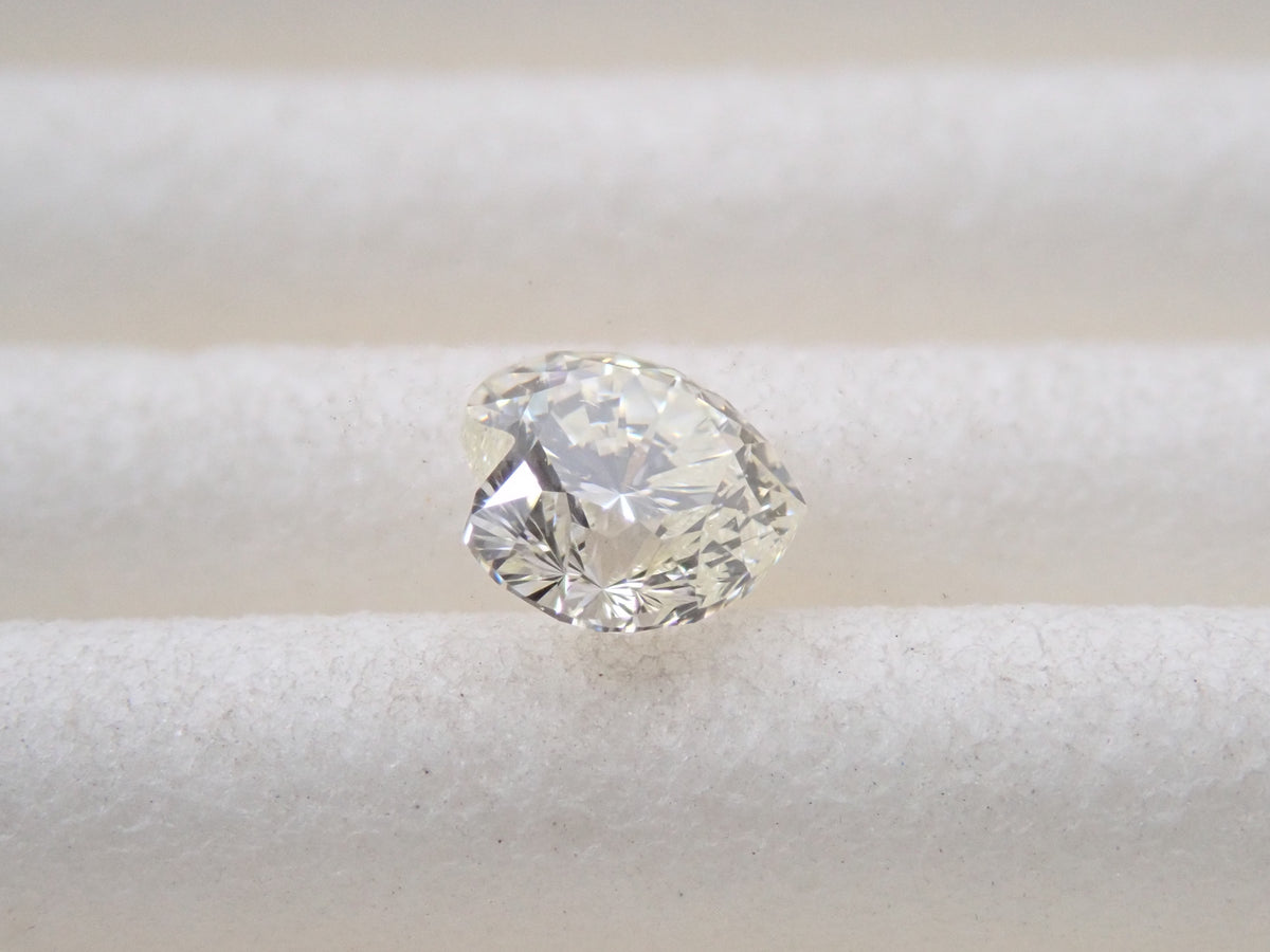 【32501960掲載】イエローダイヤモンド 0.285ctルース(UNDER N(VERY LIGHT YELLOW), VS-1)