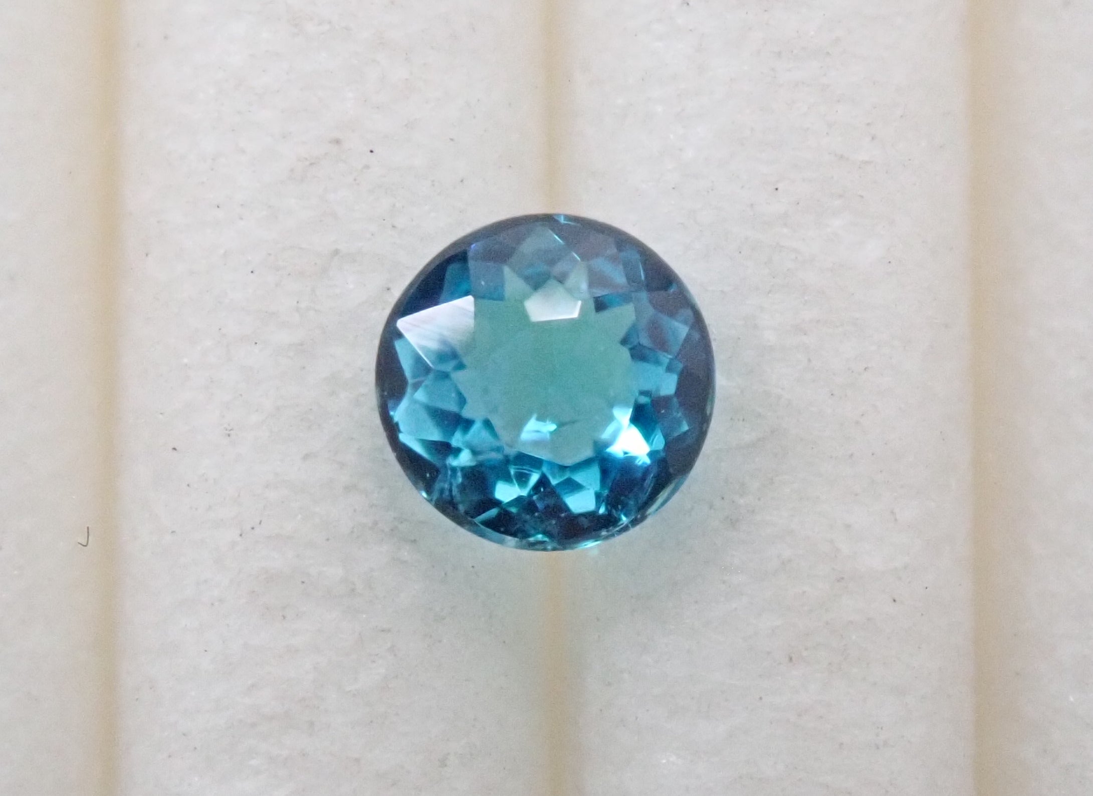 『専用です』天然パライバトルマリン ダイヤ 計0.336ct 中宝鑑 ブラジル産 12563713掲載】ブラジル産パライバトルマリン 0.152ctルース