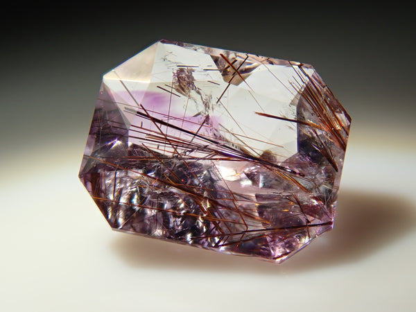 エレスチャル様 ブラジル産エレスチャルアメジスト 0.724ctルース