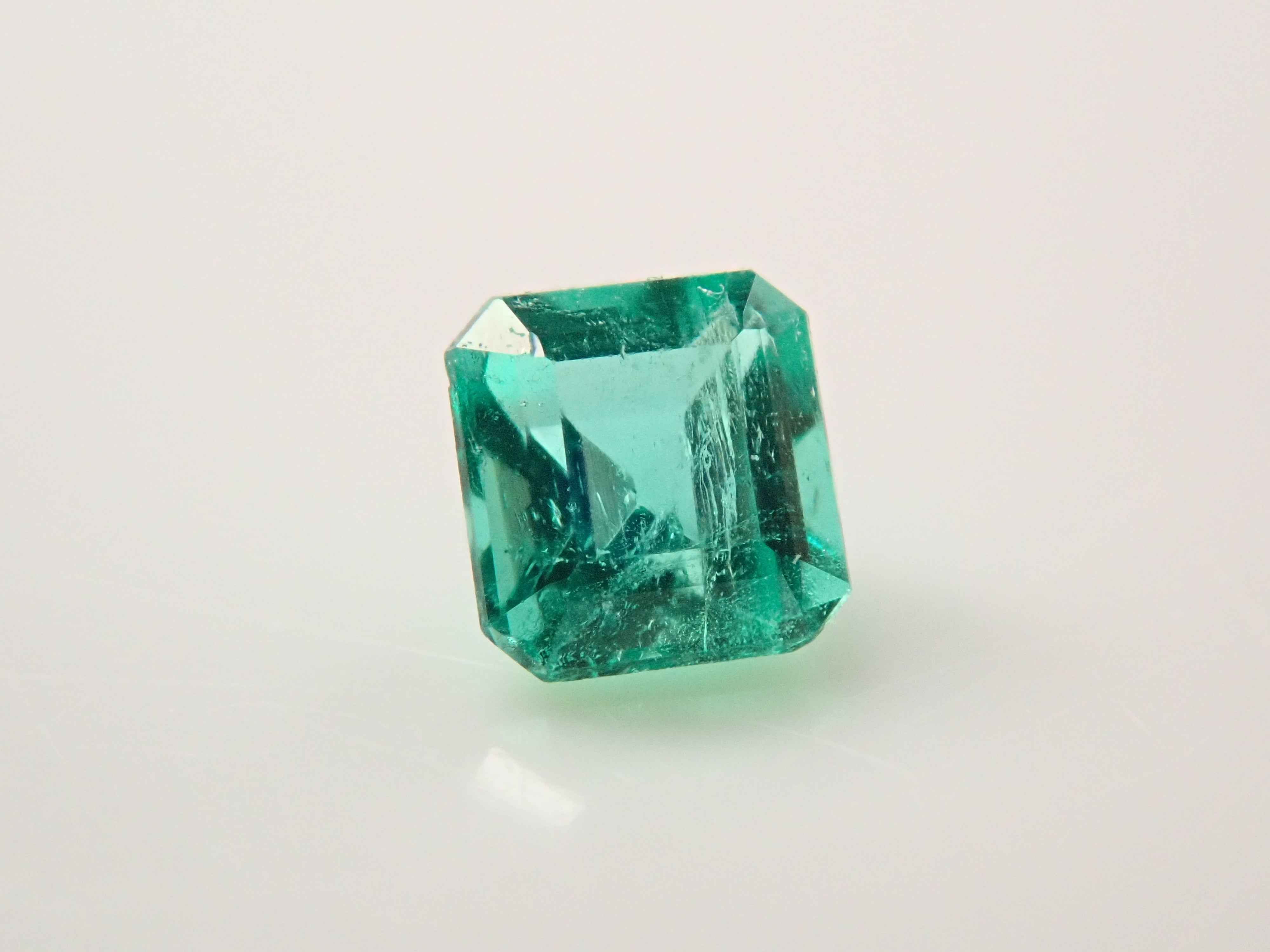 コロンビア産エメラルド 0.091ctルース