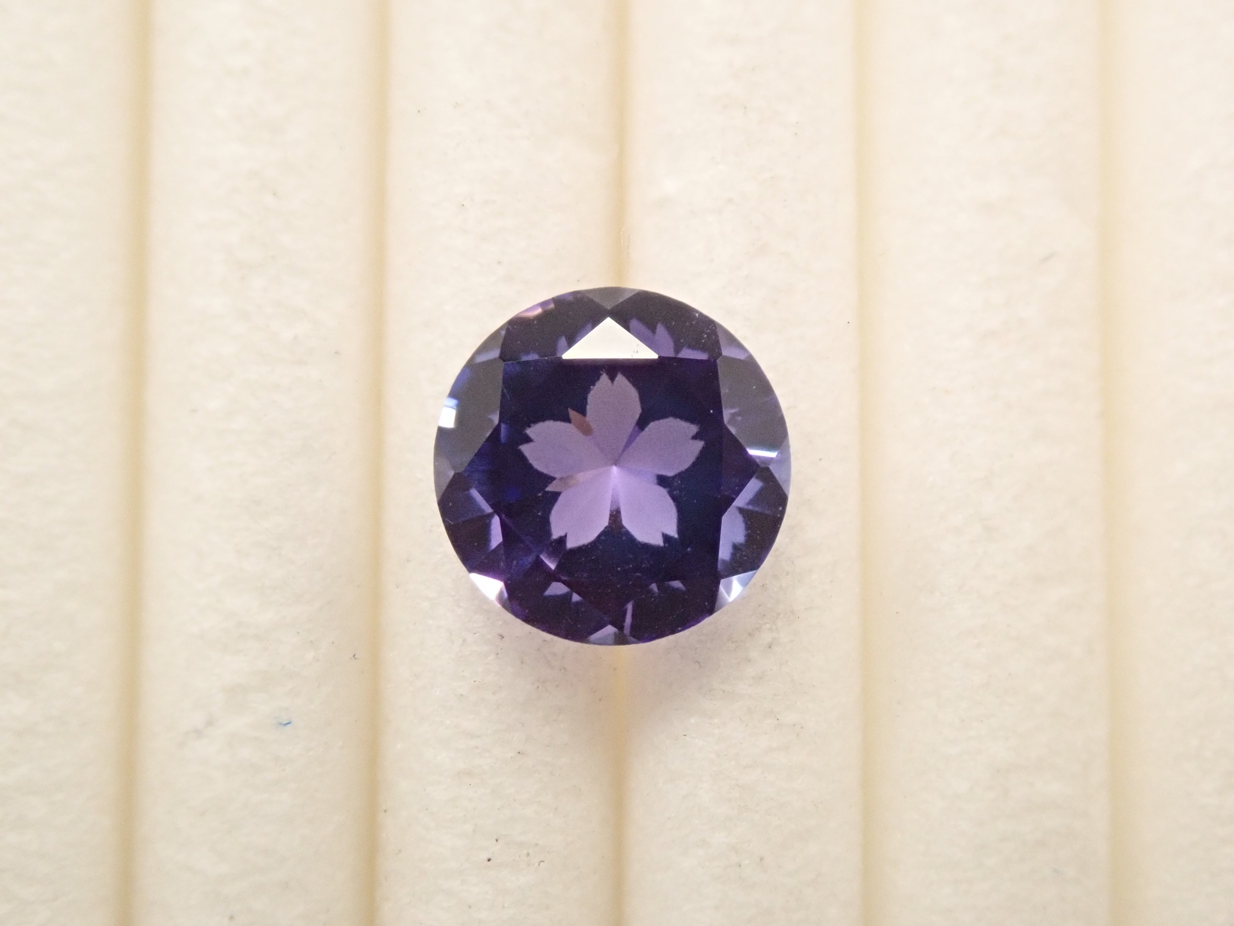 【12557971掲載】タンザニア産タンザナイト 0.774ctルース