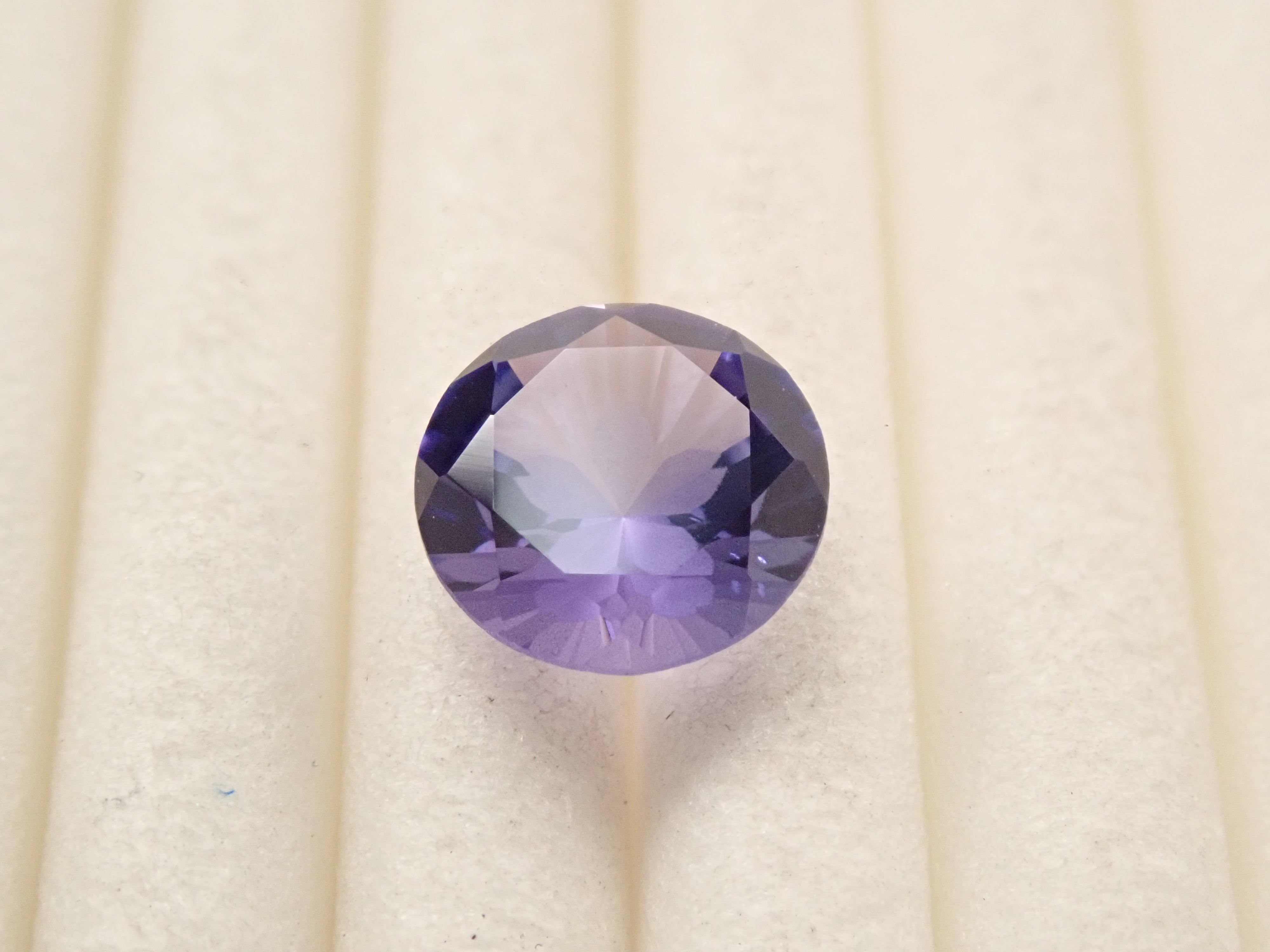 【12557971掲載】タンザニア産タンザナイト 0.774ctルース