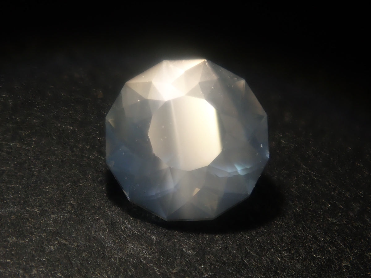 【9/4 22時販売】スリランカ・ウバ産ムーンストーン 6.1mm/0.821ctルース