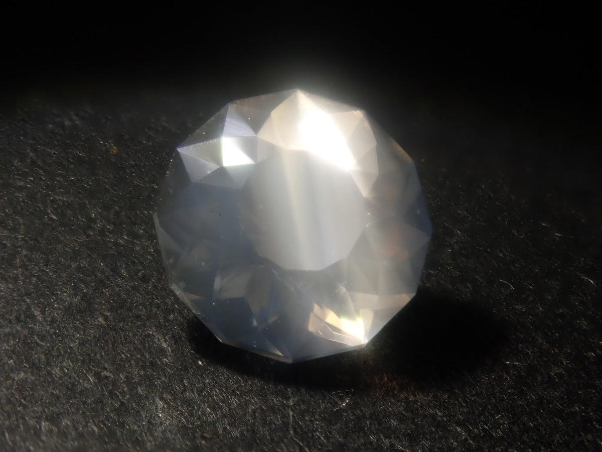 【9/4 22時販売】スリランカ・ウバ産ムーンストーン 6.1mm/0.821ctルース