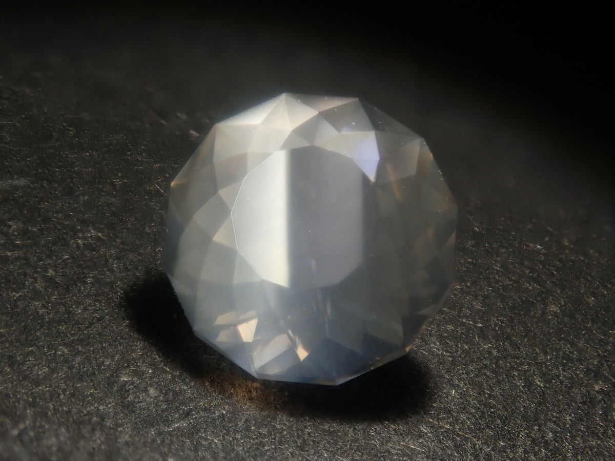 【9/4 22時販売】スリランカ・ウバ産ムーンストーン 6.1mm/0.825ctルース