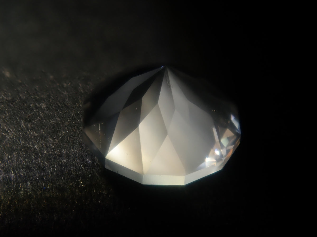 【9/4 22時販売】スリランカ・ウバ産ムーンストーン 6.1mm/0.825ctルース