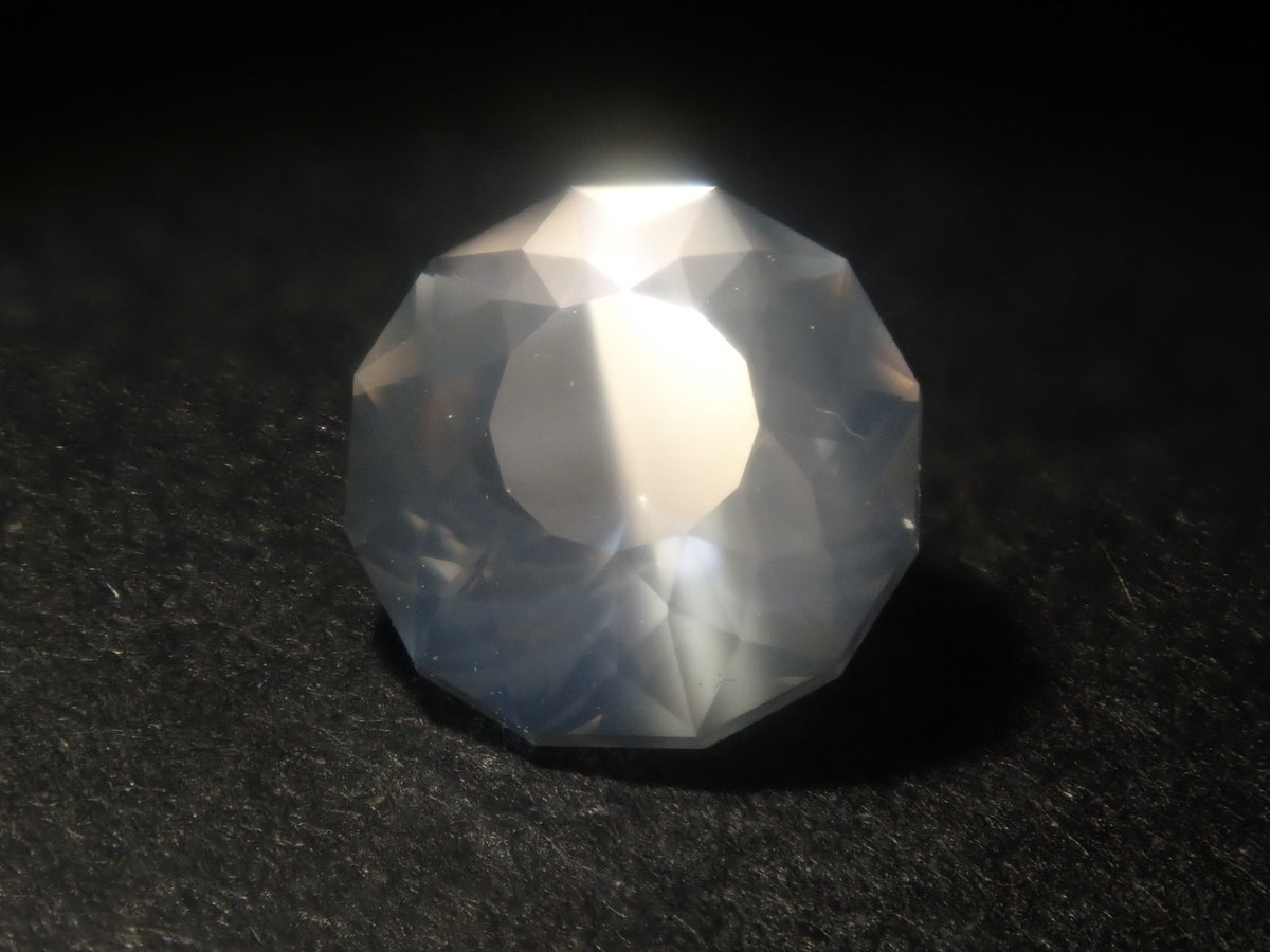 【9/6 22時販売】スリランカ・ウバ産ムーンストーン 6.1mm/0.828ctルース