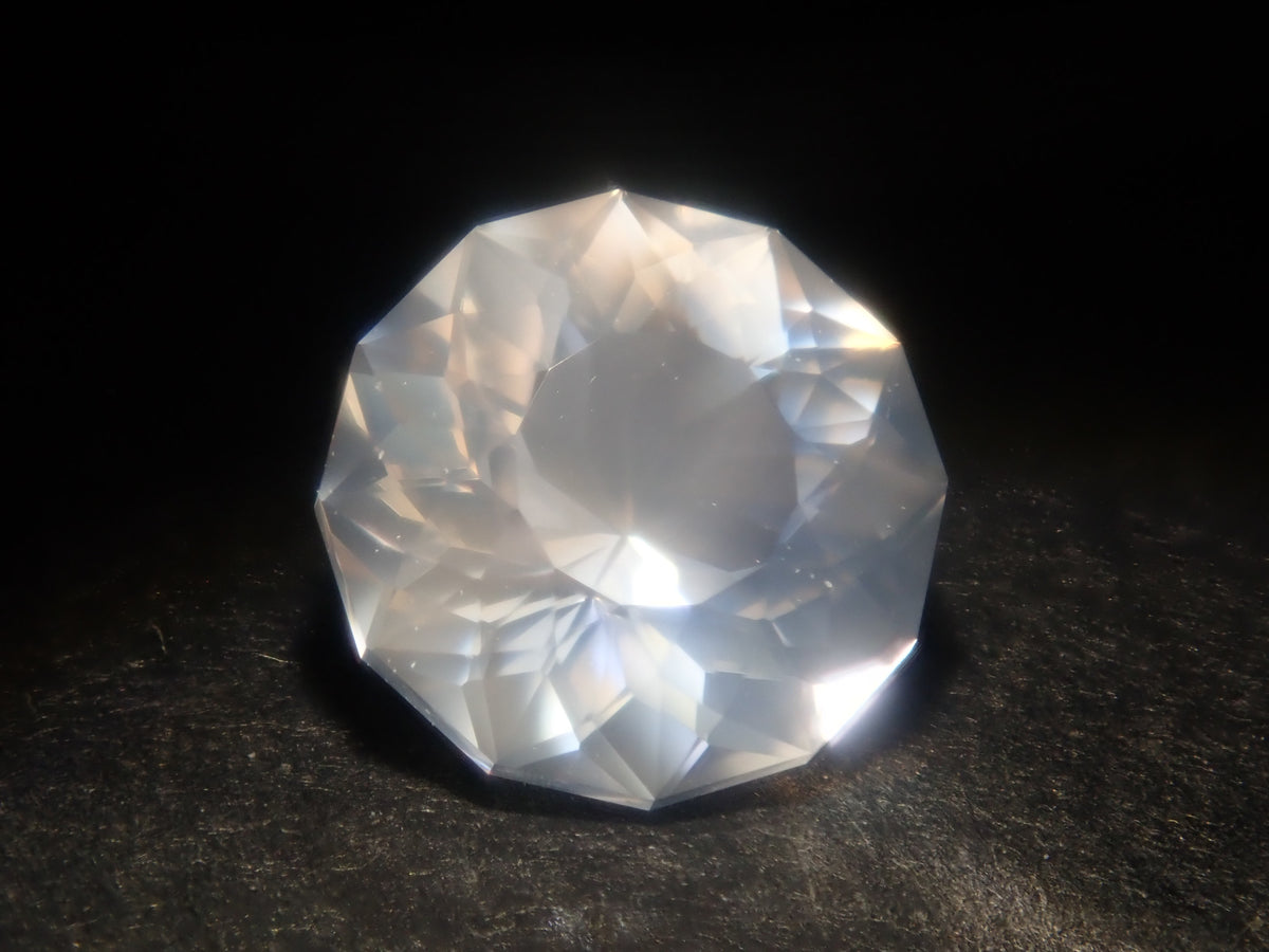 【9/6 22時販売】スリランカ・ウバ産ムーンストーン 6.1mm/0.828ctルース