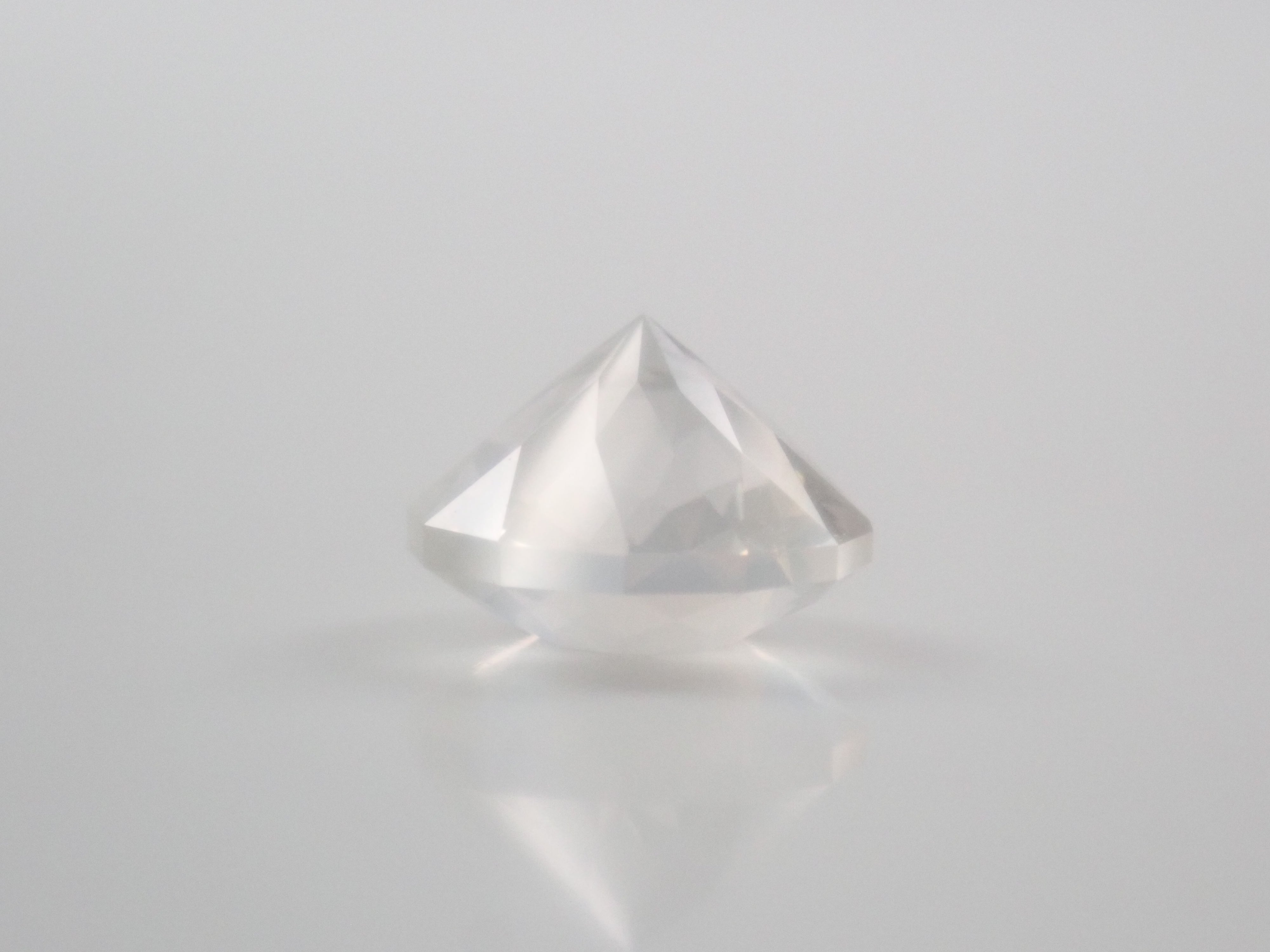 【9/6 22時販売】スリランカ・ウバ産ムーンストーン 6.1mm/0.830ctルース