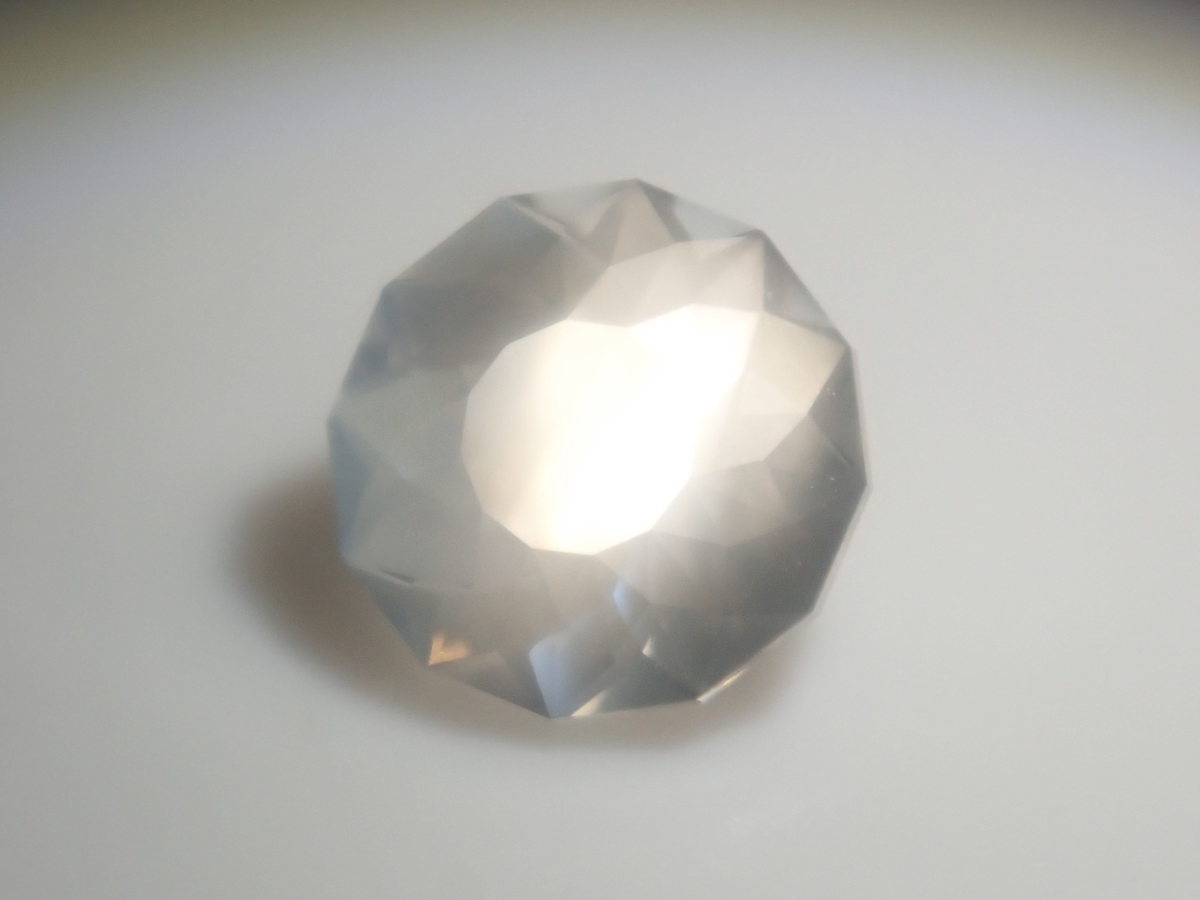 【9/6 22時販売】スリランカ・ウバ産ムーンストーン 6.1mm/0.830ctルース