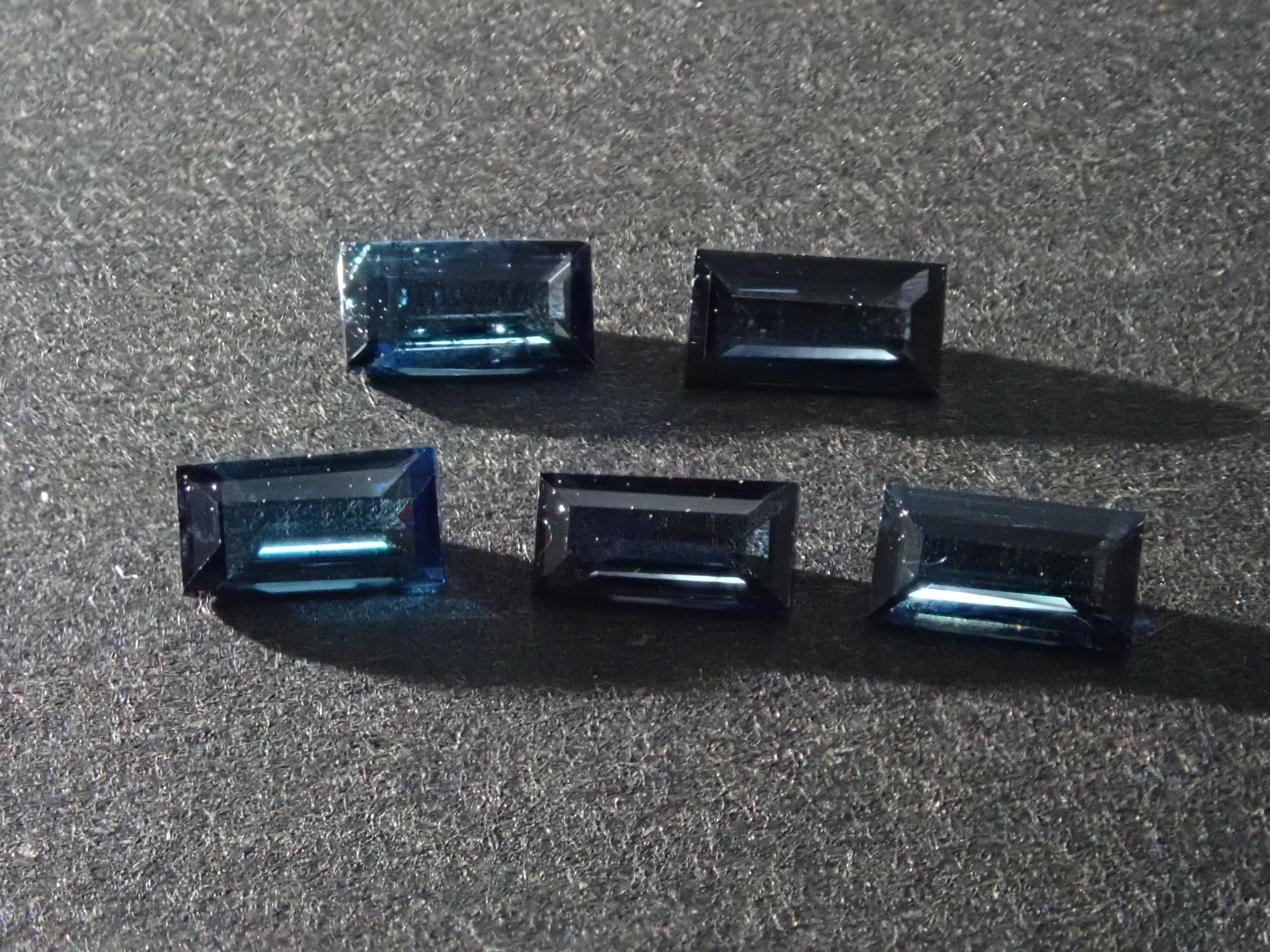 宝石ガチャ💎バゲットカットのトルマリン1石💎4×2mm《複数購入割引有》