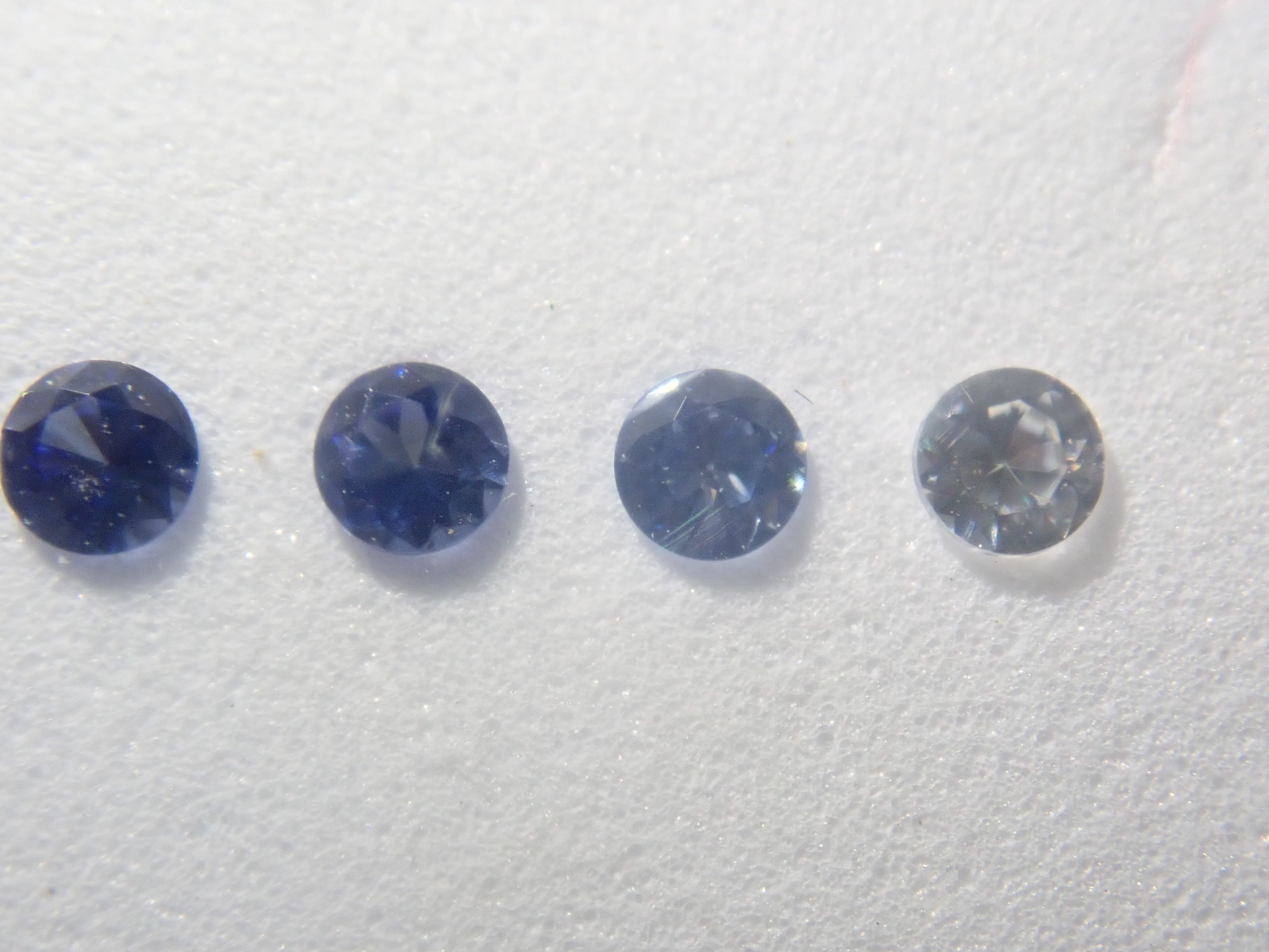 《Limited to 1 Set》Benitoite Gradation 5-Stone Set (2.0mm, includes top quality) 《Multiple Purchase Discount Available》