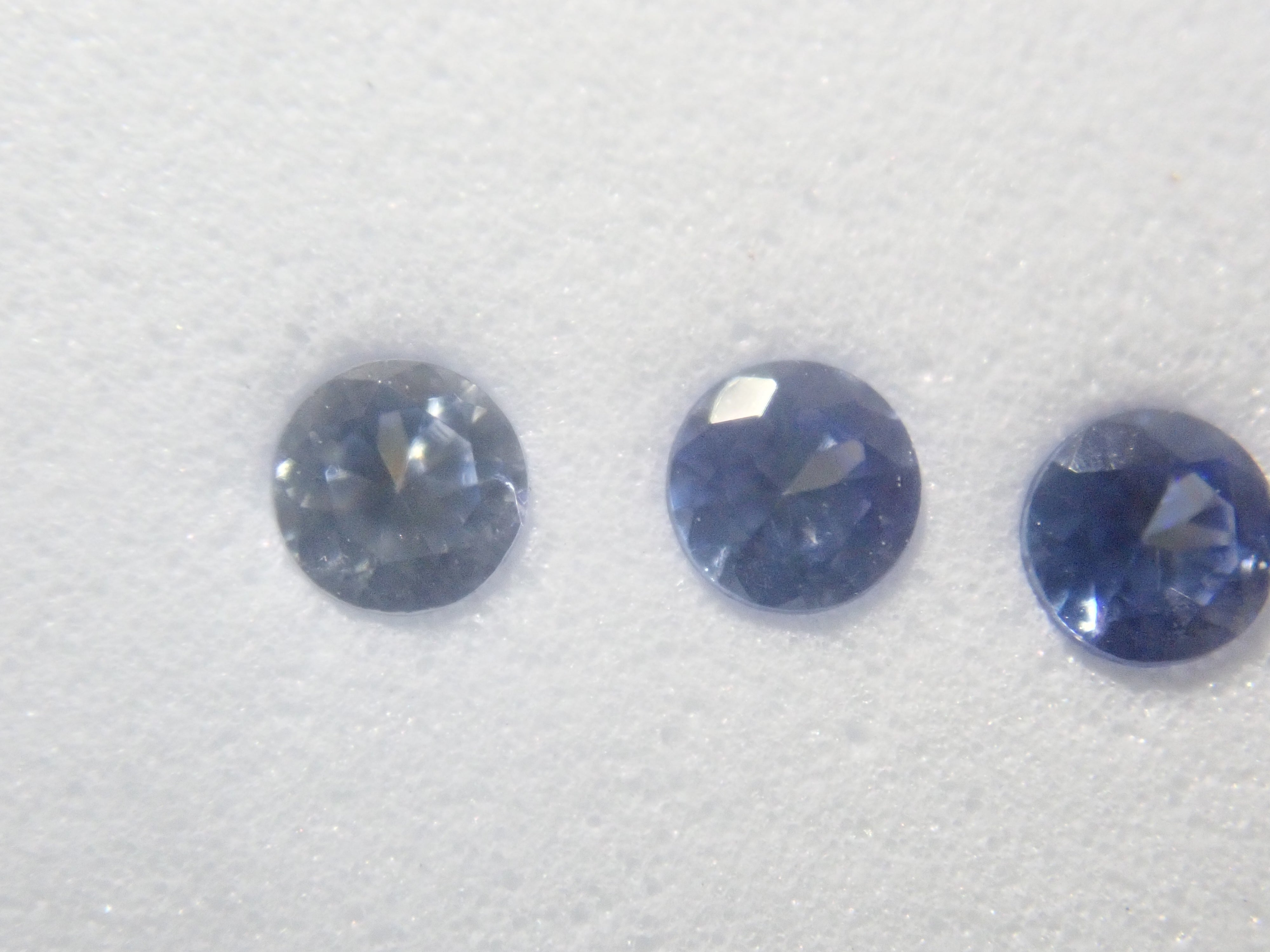 《Limited to 1 Set》Benitoite Gradation 5-Stone Set (2.0mm, includes top quality) 《Multiple Purchase Discount Available》