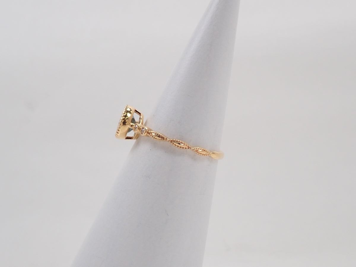 【9/20 22時販売】【カラフリ】K18 アクアマリン 0.65ct・ダイヤモンド0.02ctリング 鑑別カード