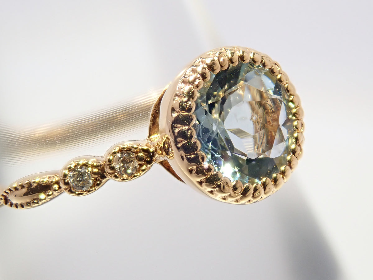 【9/20 22時販売】【カラフリ】K18 アクアマリン 0.65ct・ダイヤモンド0.02ctリング 鑑別カード