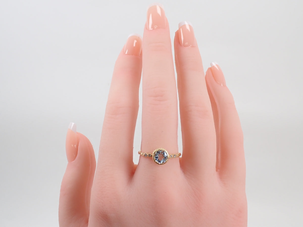 【9/20 22時販売】【カラフリ】K18 アクアマリン 0.65ct・ダイヤモンド0.02ctリング 鑑別カード