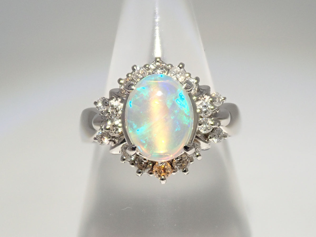 Pt900 オパール 1.10ct ダイヤモンド0.46ctリング