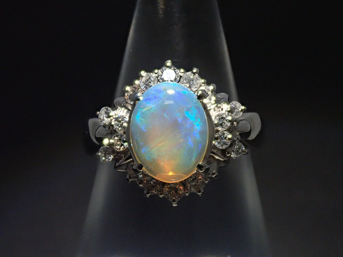 Pt900 オパール 1.10ct ダイヤモンド0.46ctリング