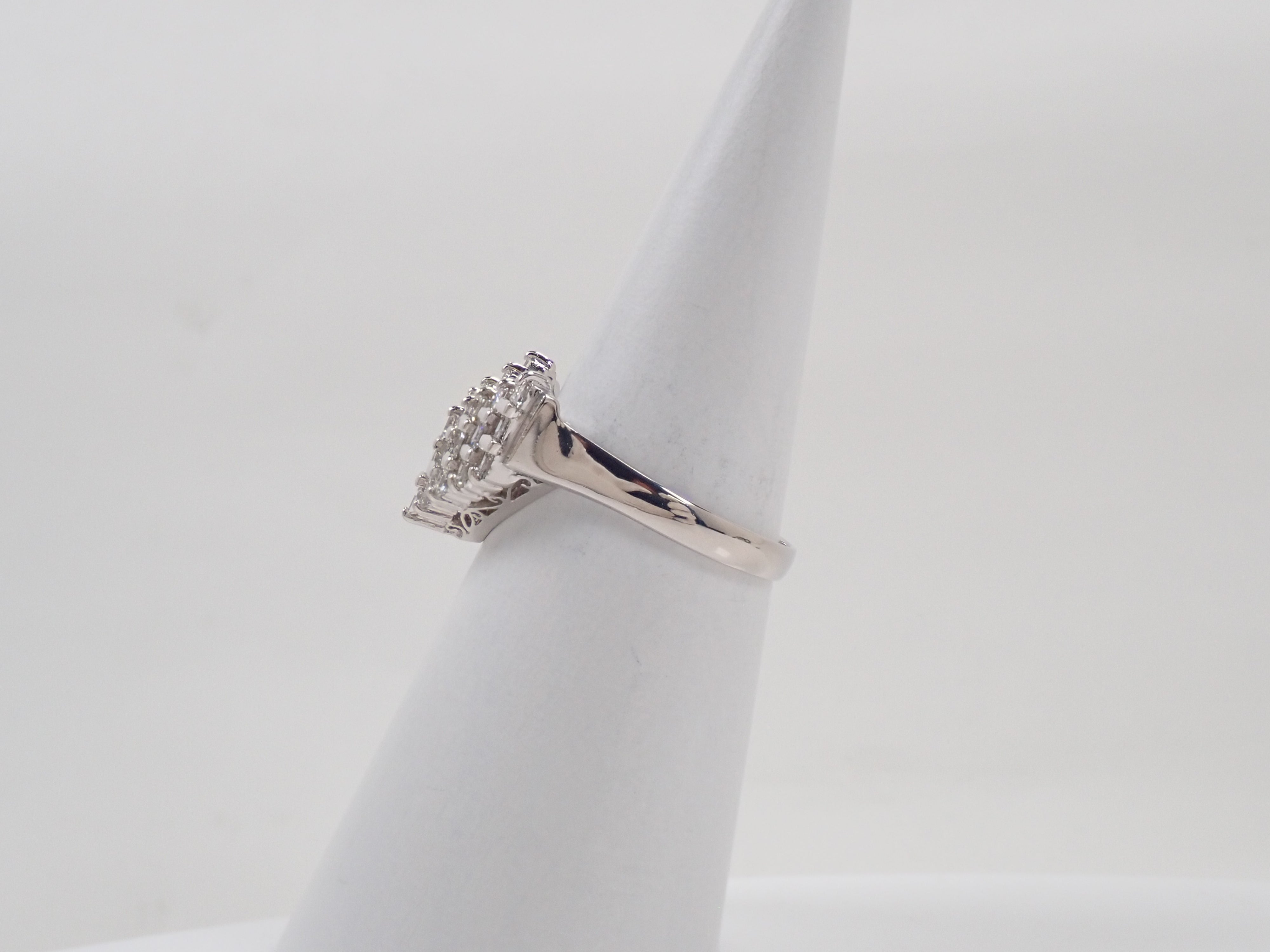 Pt900 ダイヤモンド 1.00ct V字リング