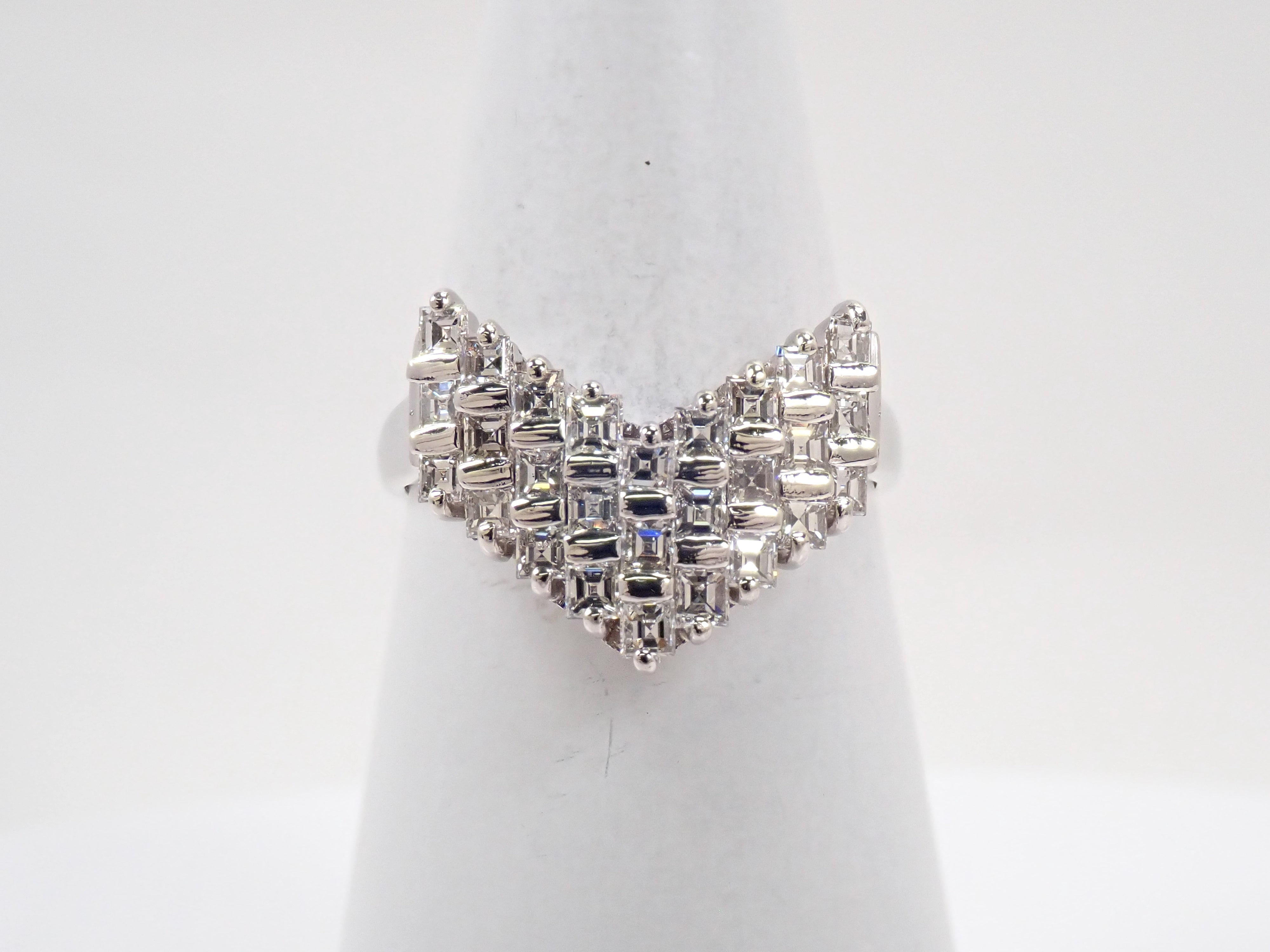 Pt900 ダイヤモンド 1.00ct V字リング