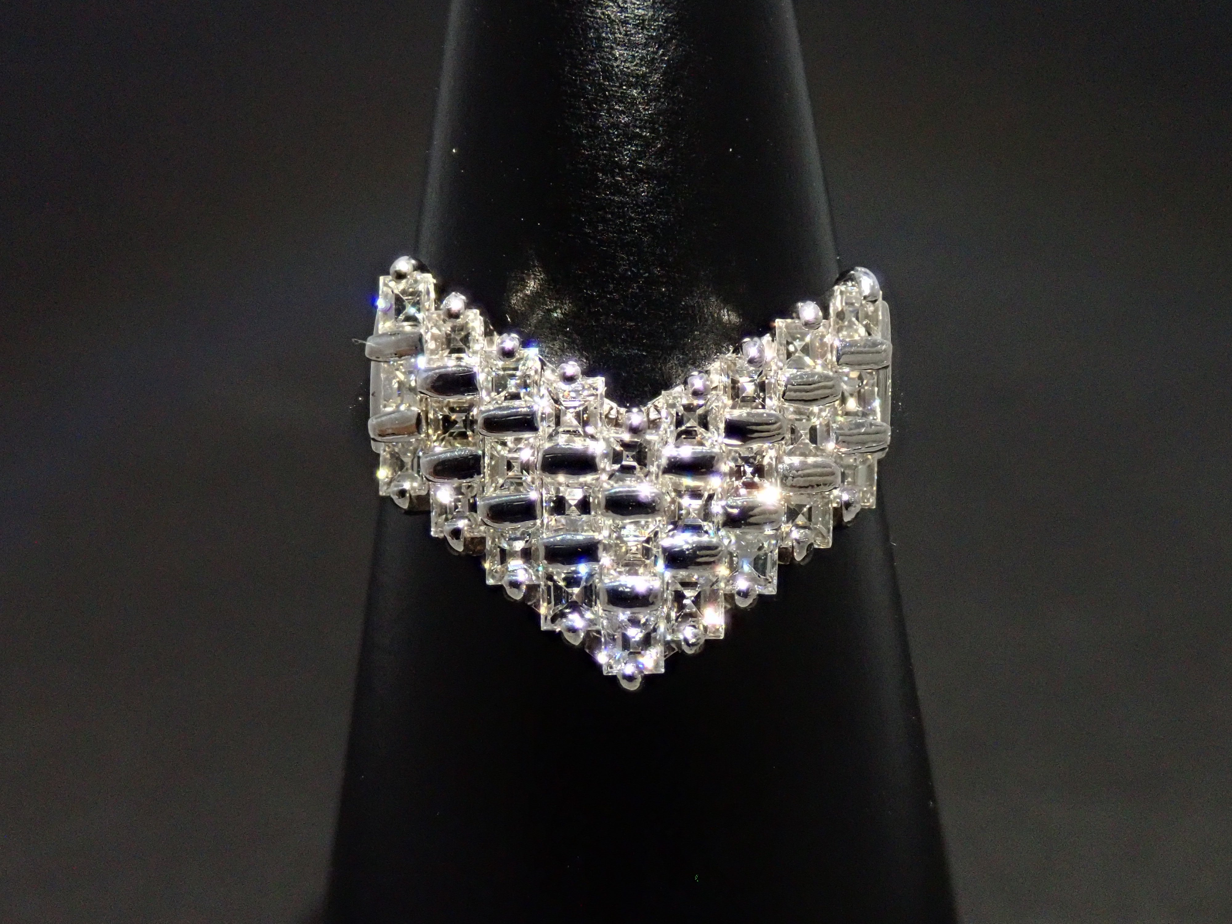Pt900 ダイヤモンド 1.00ct V字リング
