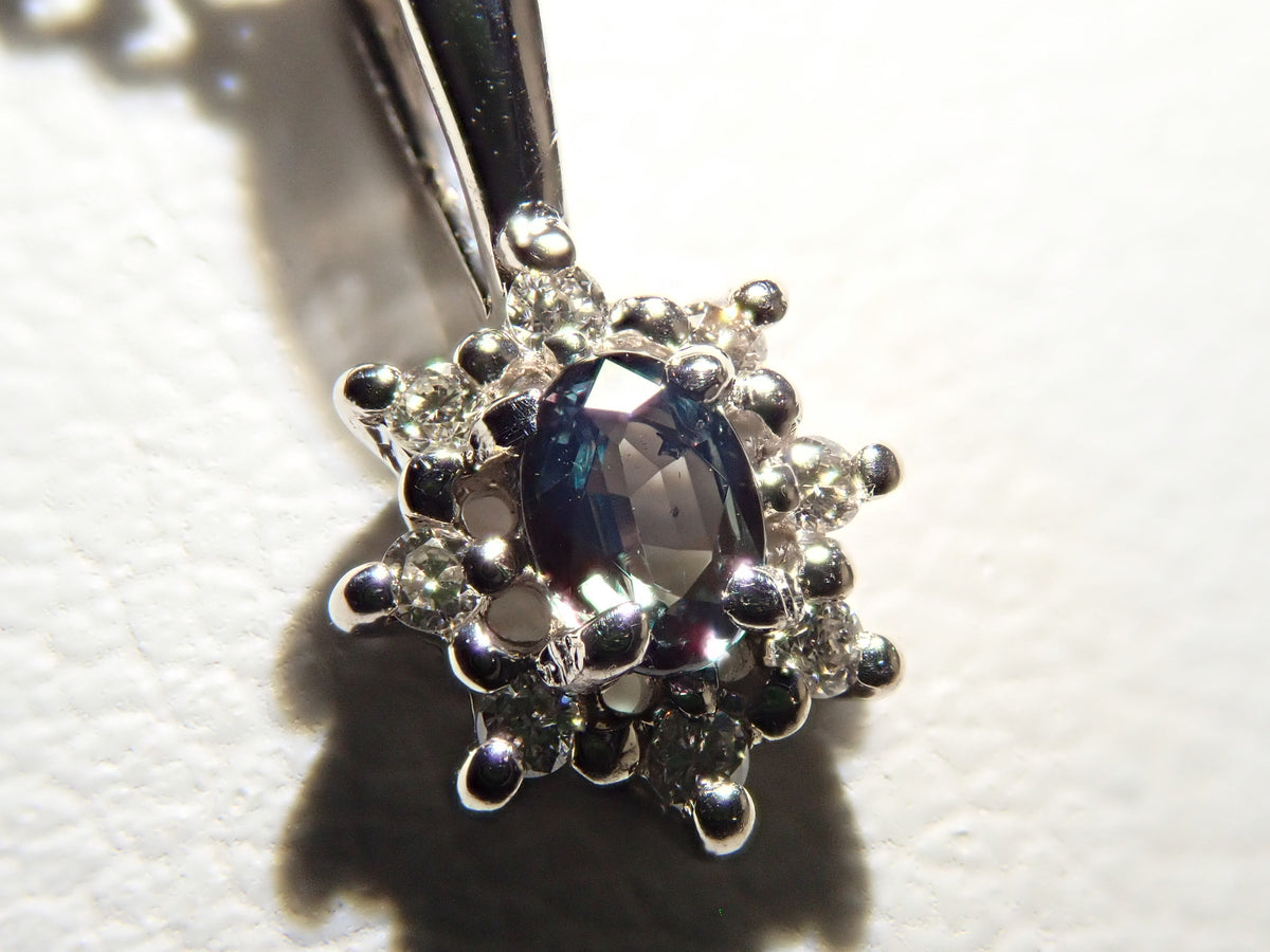 【9/15 22時販売】【カラフリ】Pt950アレキサンドライト0.07ct・ダイヤモンド 0.03ctペンダントトップ（ネックレストップ）鑑別書