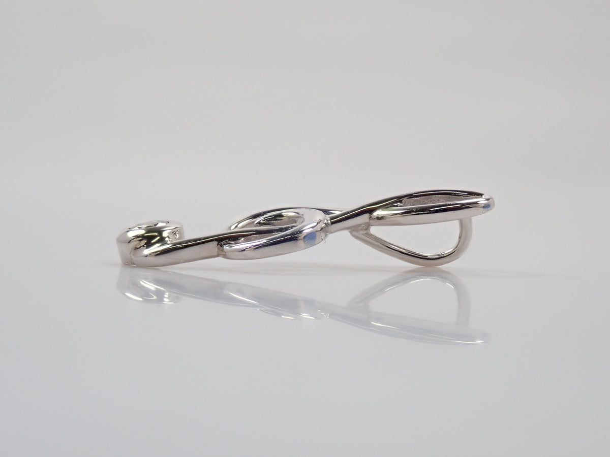【9/20 22時販売】【カラフリ】 K18WGダイヤモンド 0.09ct ト音記号モチーフ ペンダントトップ（ネックレストップ）
