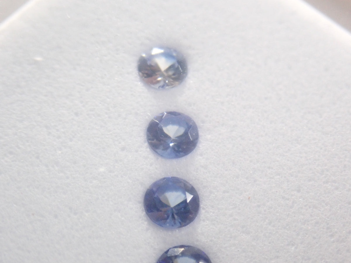 【9/4 22時販売】《限定1セット》ベニトアイトグラデーション5石セット（2.50mm,トップクオリティ含む） 《複数購入割引有》
