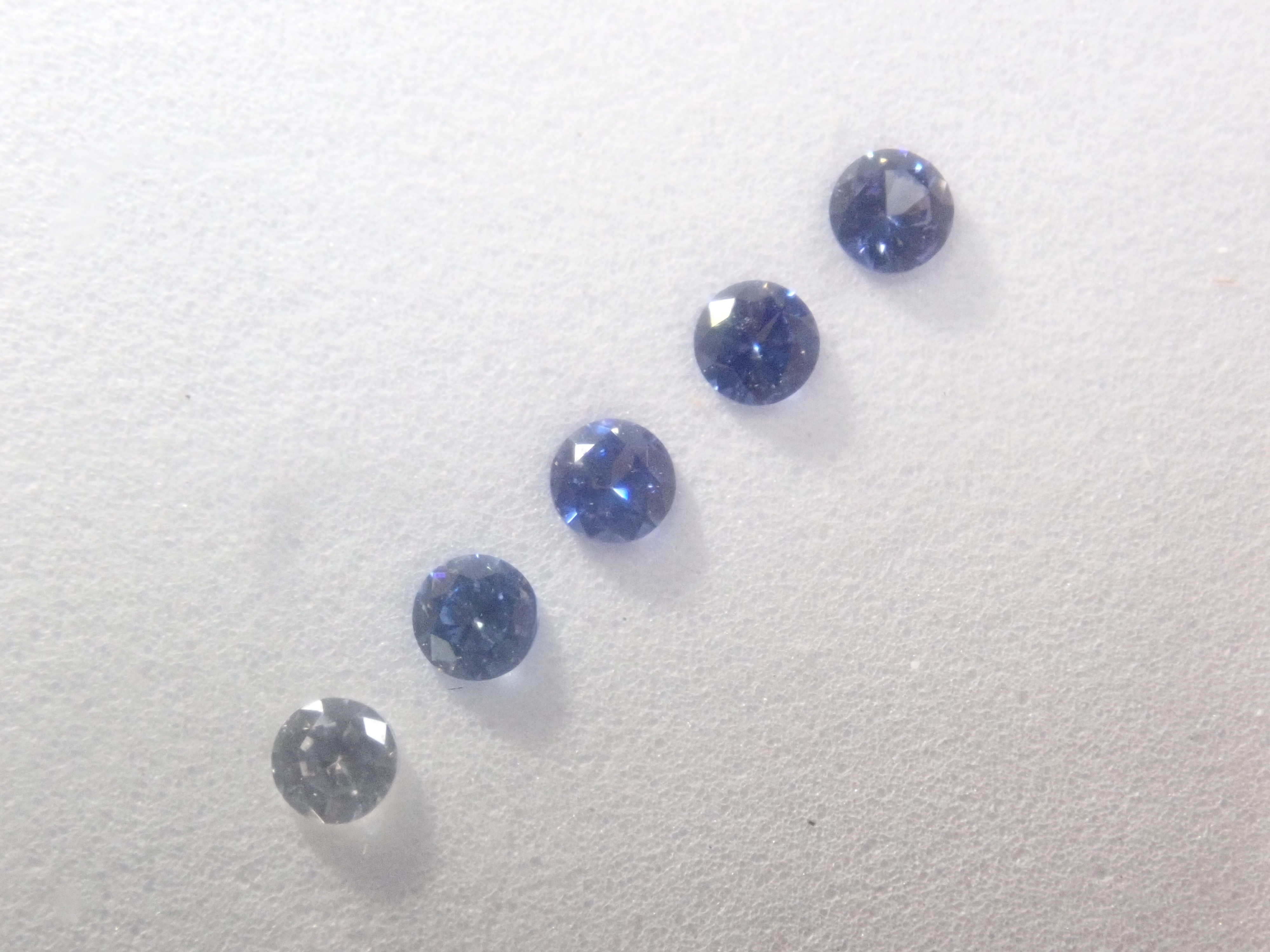 《Limited to 1 Set》Benitoite Gradation 5-Stone Set (2.0mm, includes top quality) 《Multiple Purchase Discount Available》