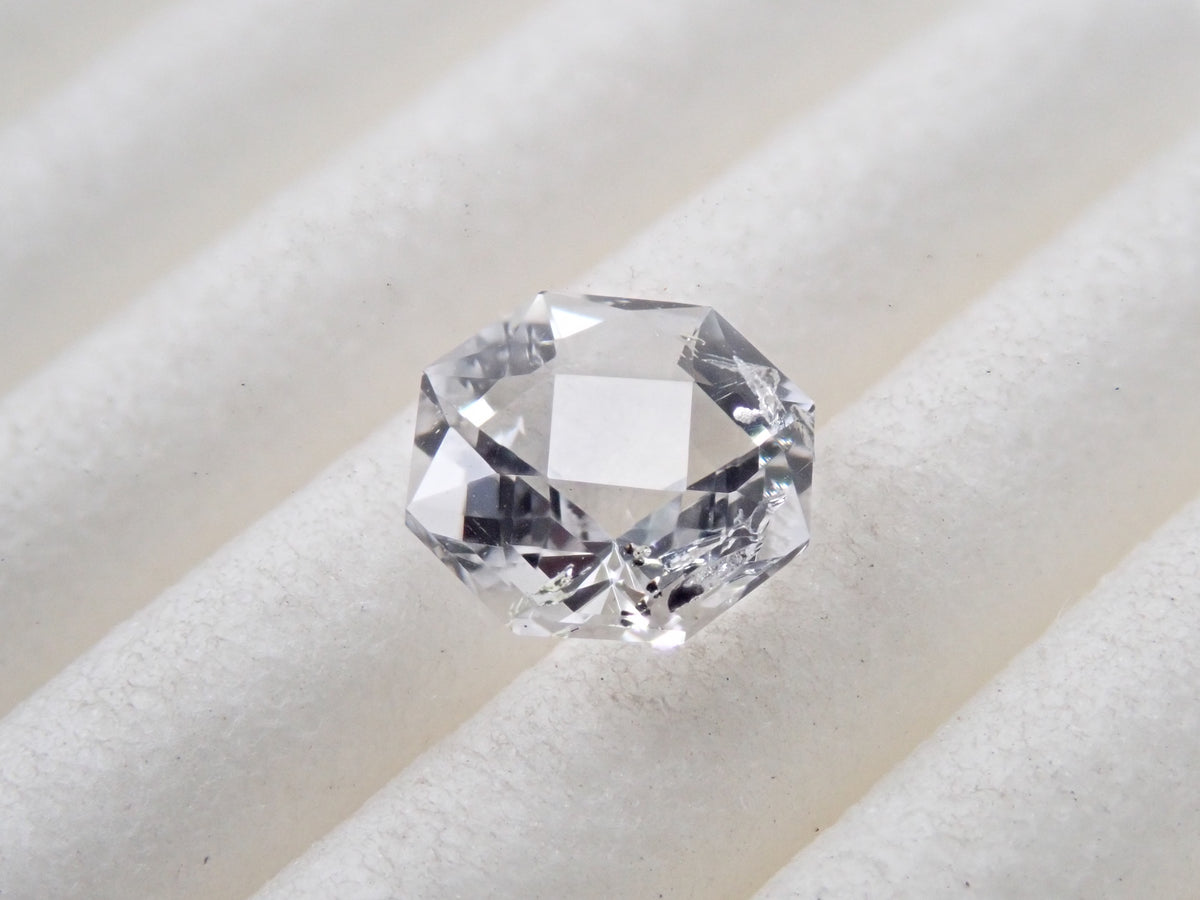 オイルインクォーツ 0.505ctルース