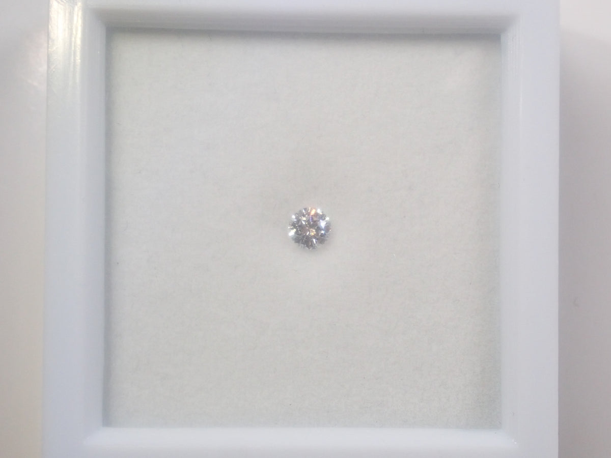 [On sale May 23rd at 10 PM] "Limited 9 Stones - Shinjuku Pop-Up Celebration" All stones with Central Gem Laboratory sorting (3.0-3.5mm, VS-SI clarity) "Multiple purchase discount available"