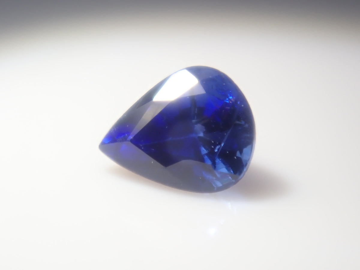 【9/18  22時販売】《限定8石》スリランカ産サファイア1石ルース（ペアシェイプカット,平均0.25ct）《複数購入割引有》