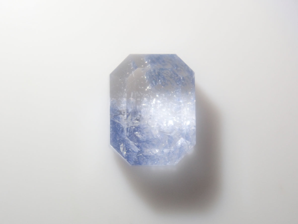 【9/22 22時開賣】《限量4顆》藍線石水晶（桑傑先生切割）《享多件購買折扣》