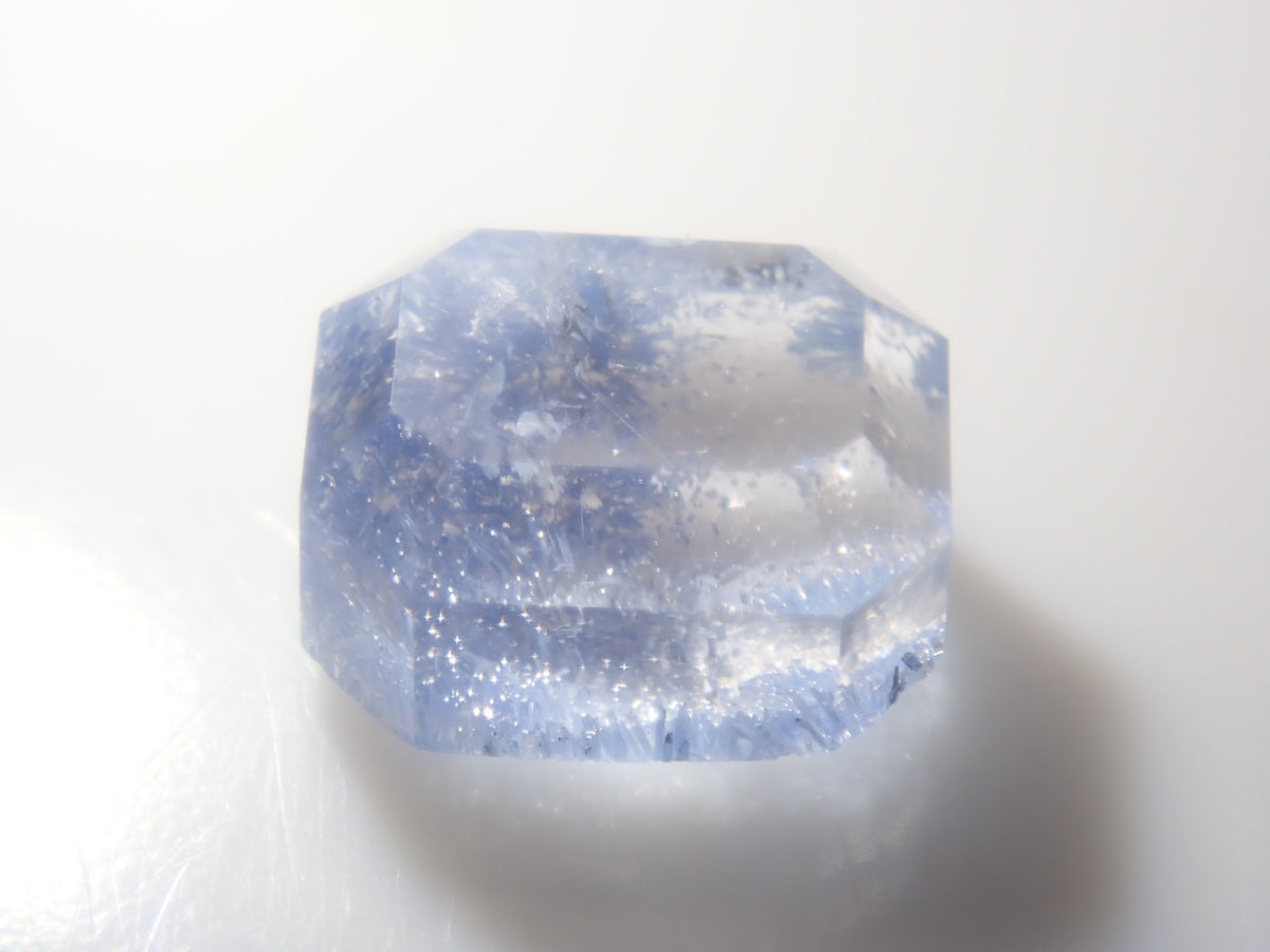 【9/22 22時開賣】《限量4顆》藍線石水晶（桑傑先生切割）《享多件購買折扣》